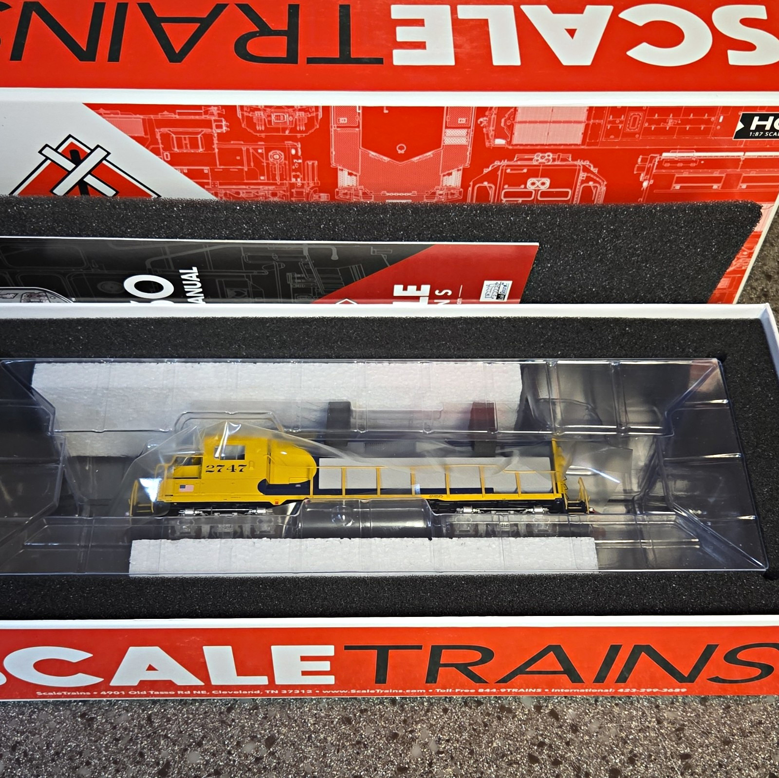 ScaleTrains HO Scale- EMD GP30u Rebuild Santa Fe #2747 Digital Sound SXT40917 ScaleTrains HO Scale- EMD GP30u Rebuild Santa Fe #2747 Digital Sound SXT40917