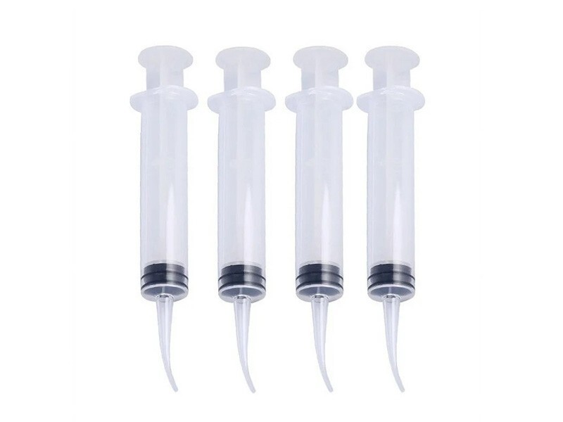 Dental Plus Curved Tip Utility Irrigation Syringes 12 cc 50 pcs/box Dental Plus Curved Tip Utility Irrigation Syringes 12 cc 50 pcs/box