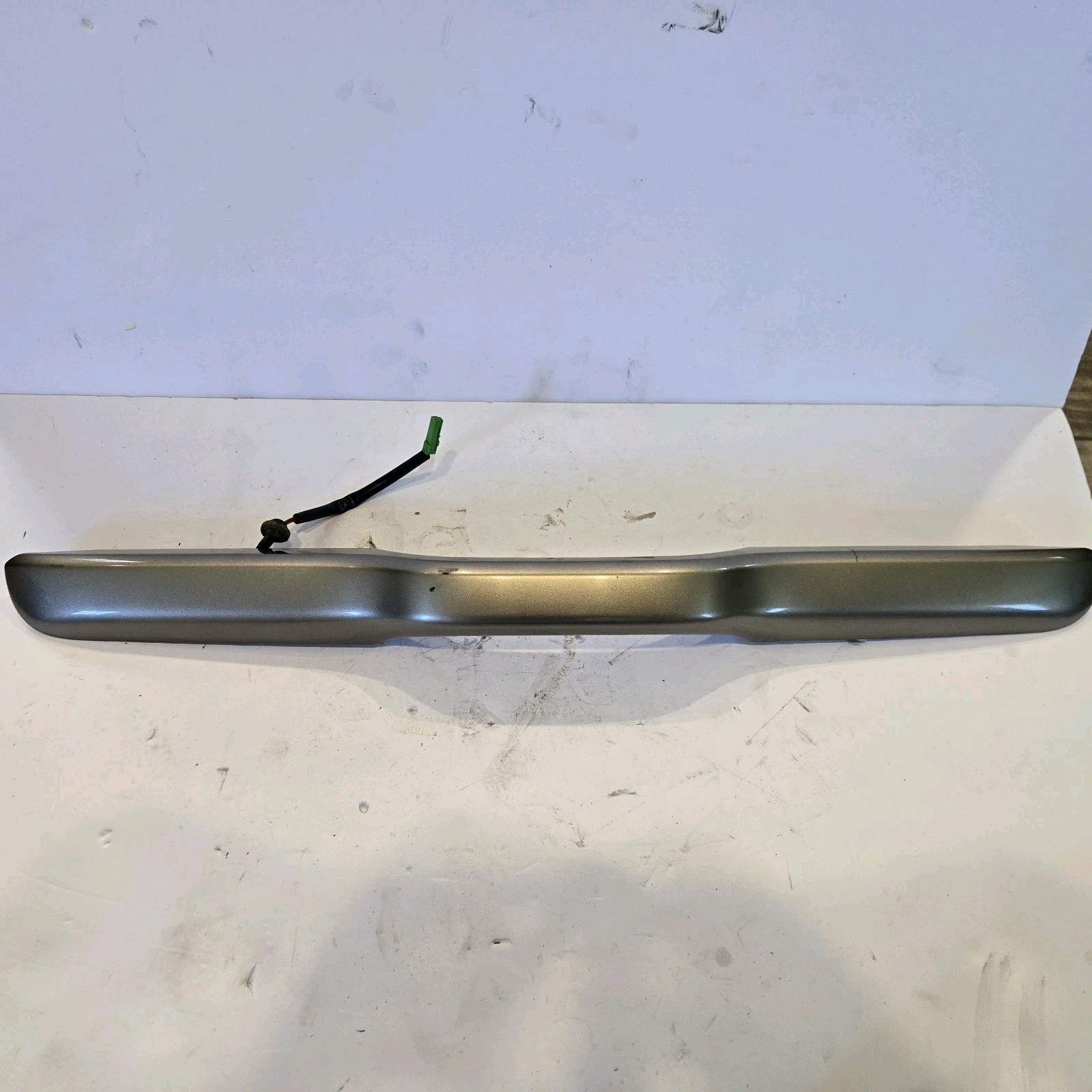 2009-2015 Honda Pilot Rear Trunk Tailgate Liftgate Hatch Pull Handle Gold OEM 2009-2015 Honda Pilot Rear Trunk Tailgate Liftgate Hatch Pull Handle Gold OEM