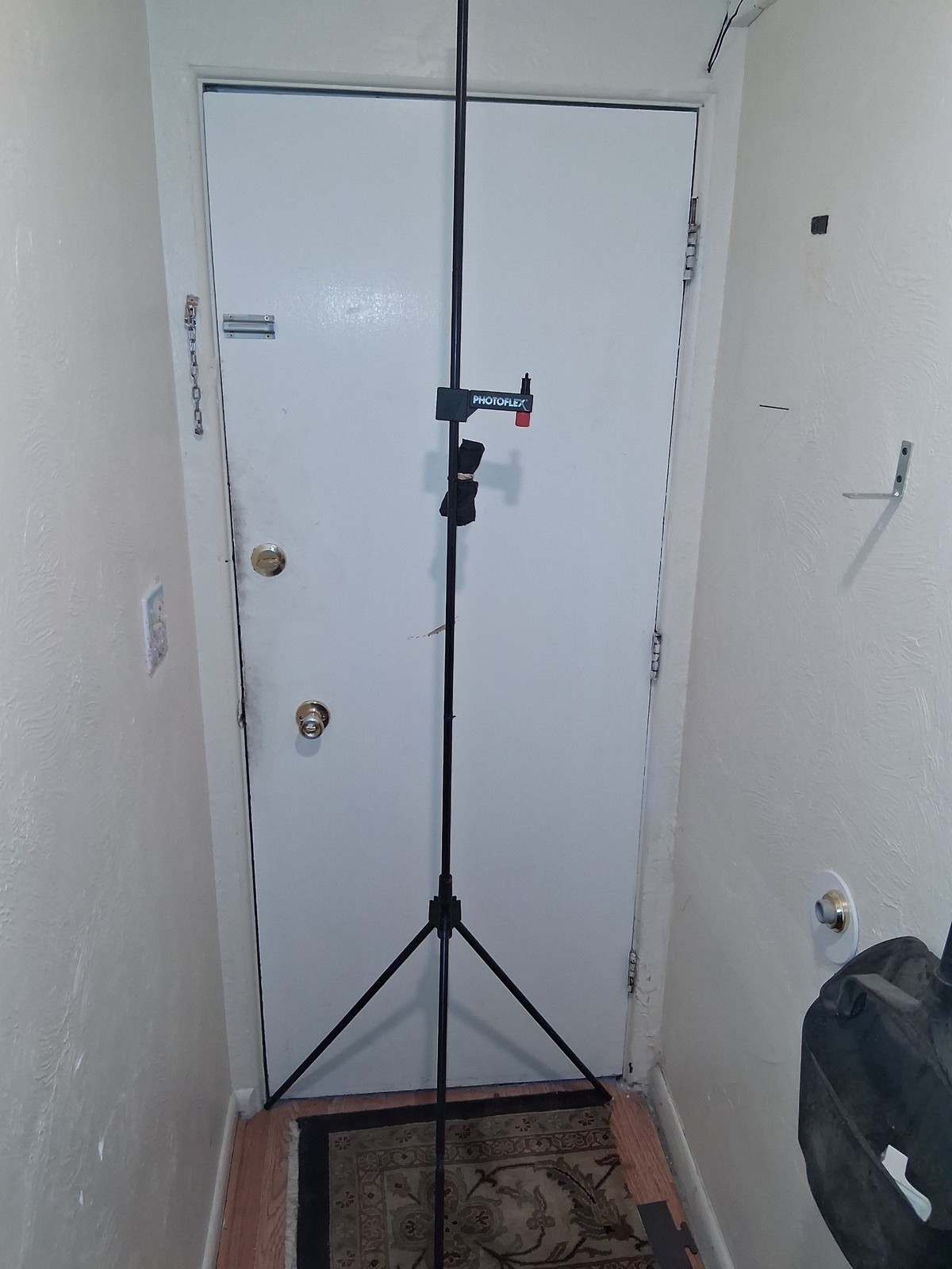 PHOTOFLEX Light Stand 7ft Max Extension 8lb Load Capacity 5/8\ PHOTOFLEX Light Stand 7ft Max Extension 8lb Load Capacity 5/8\