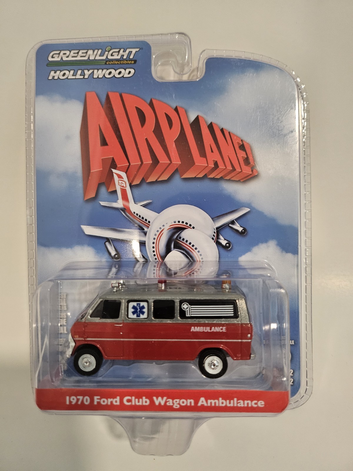 Greenlight RAW CHASE Brushed Steel 1970 FORD CLUB WAGON AMBULANCE Airplane Movie