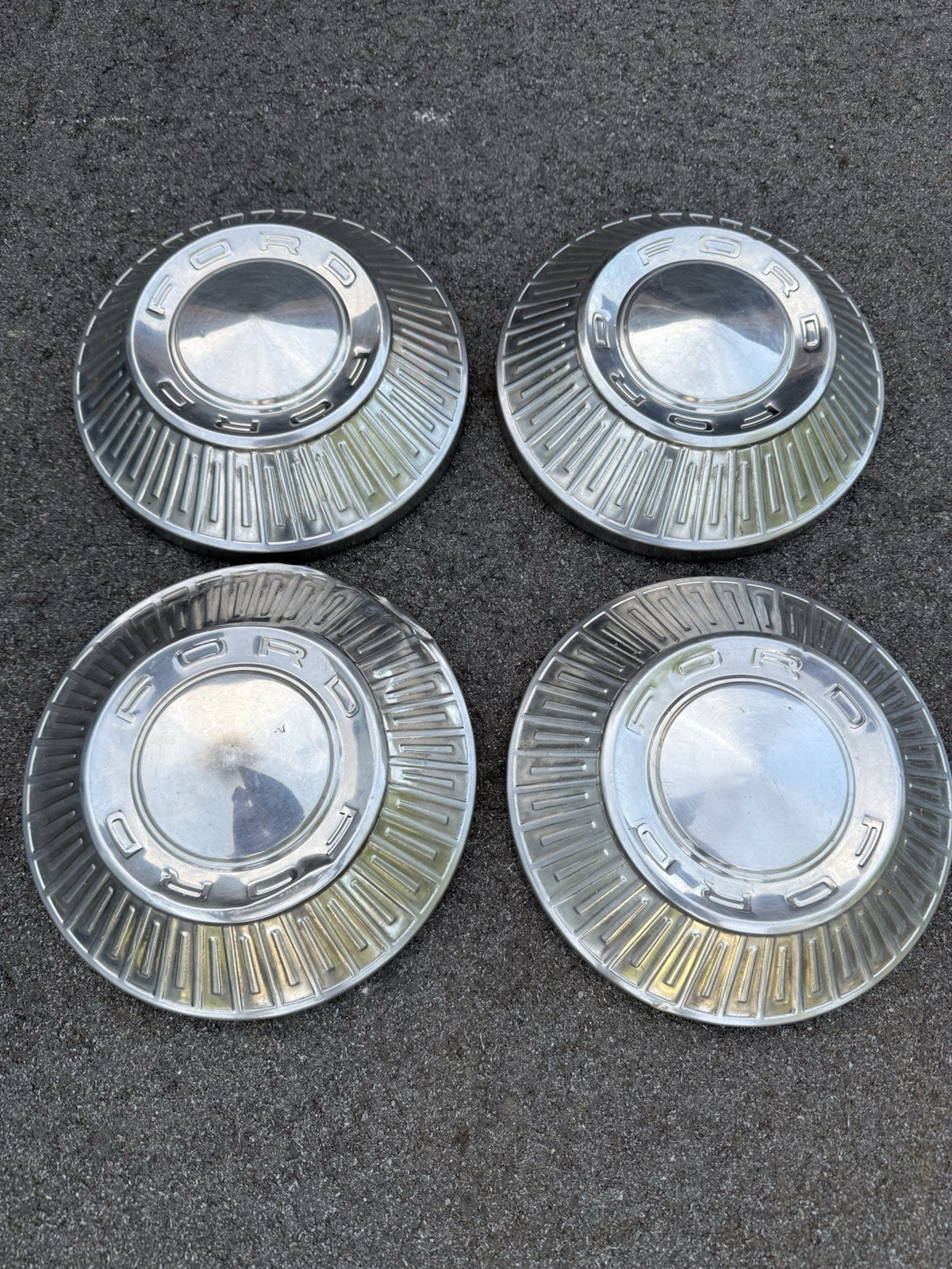 4~ VTG 1965 - 1966 FORD 427 GALAXIE 500 DOG DISH HUBCAP WHEEL COVER ~ READ… 4~ VTG 1965 - 1966 FORD 427 GALAXIE 500 DOG DISH HUBCAP WHEEL COVER ~ READ…