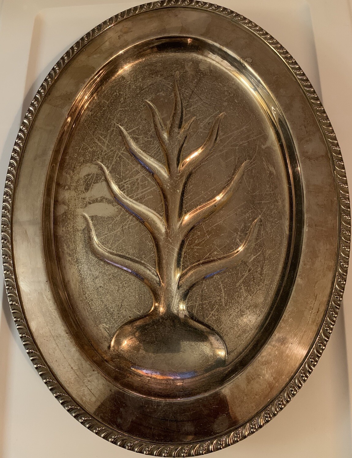 Vtg Wm ROGERS Avon SILVERPLATED OVAL FOOTED SERVING TRAY 16” TREE OF LIFE 3610 Vtg Wm ROGERS Avon SILVERPLATED OVAL FOOTED SERVING TRAY 16” TREE OF LIFE 3610