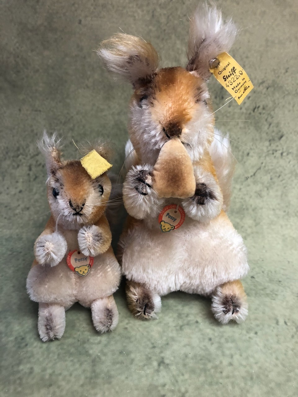 MINT 1950s Steiff Possy Squirrel & Baby Set Mohair Button Yellow Tag Chest ID's MINT 1950s Steiff Possy Squirrel & Baby Set Mohair Button Yellow Tag Chest ID's