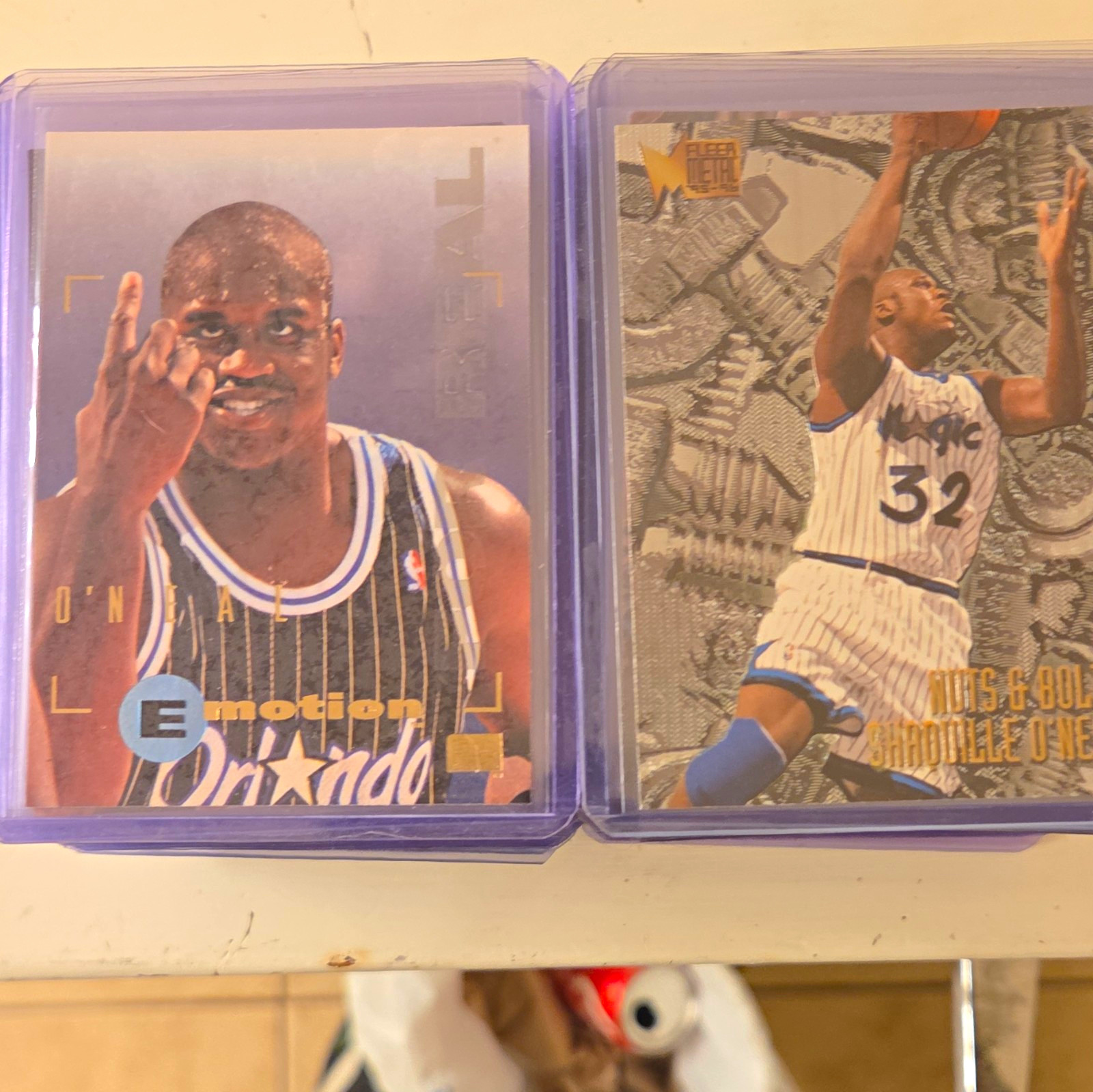 Shaquille O\'Neal Orlando Magic lot of 90 rookies and inserts very nice Shaquille O\'Neal Orlando Magic lot of 90 rookies and inserts very nice