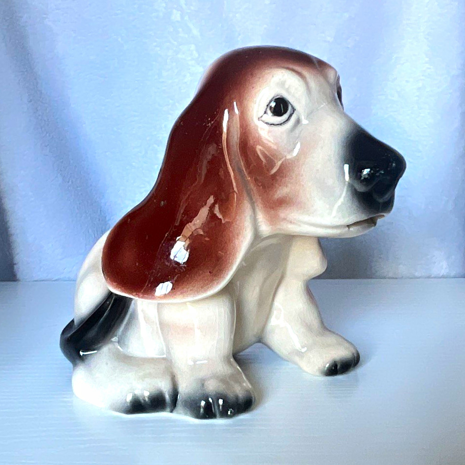 Ceramic Basset Hound Dog Figurine Statue Brown & White Decorative Figure