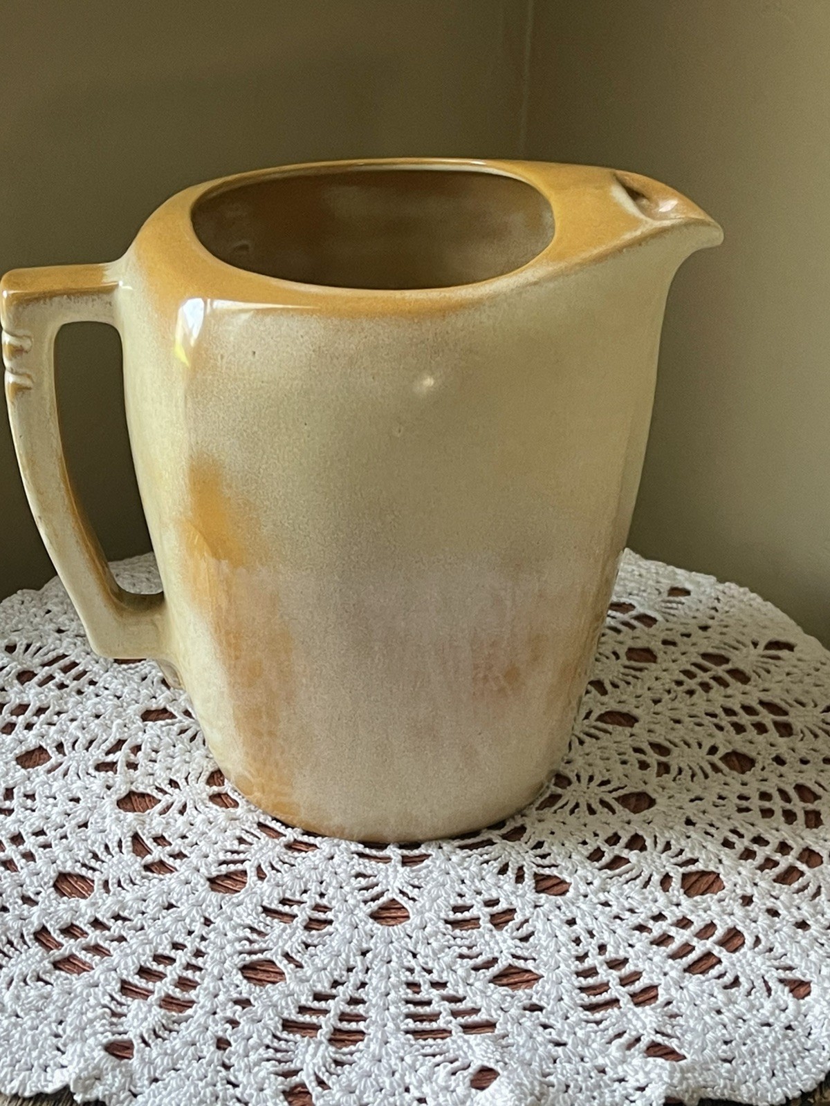 FRANKOMA Pottery 5D Plainsman Prairie Gold Pitcher w/Ice Lip Jug 96oz READ FRANKOMA Pottery 5D Plainsman Prairie Gold Pitcher w/Ice Lip Jug 96oz READ
