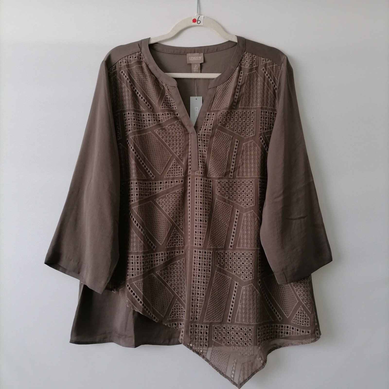 NWT Chico\'s Womens Brown Mixed Embroidered Overlay Popover Top Size 2 US L NWT Chico\'s Womens Brown Mixed Embroidered Overlay Popover Top Size 2 US L