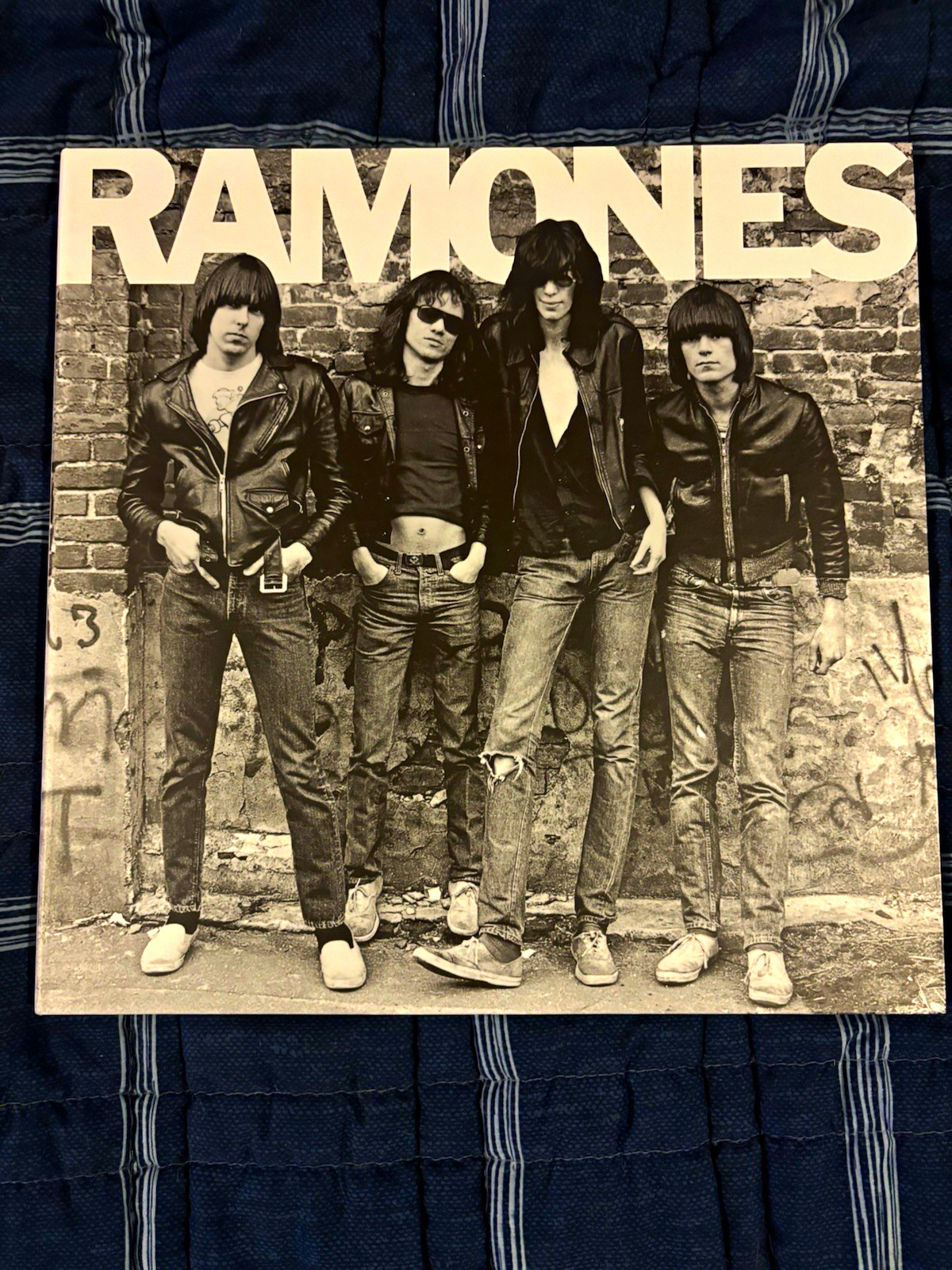 Ramones - Ramones 12 Ramones - Ramones 12