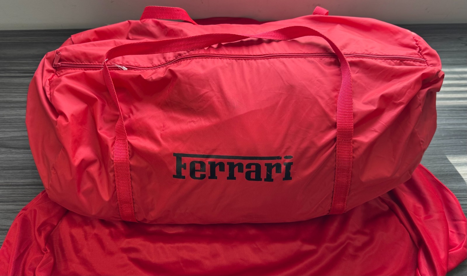 FERRARI COVER W/ STORAGE BAG OEM FERRARI COVER W/ STORAGE BAG OEM