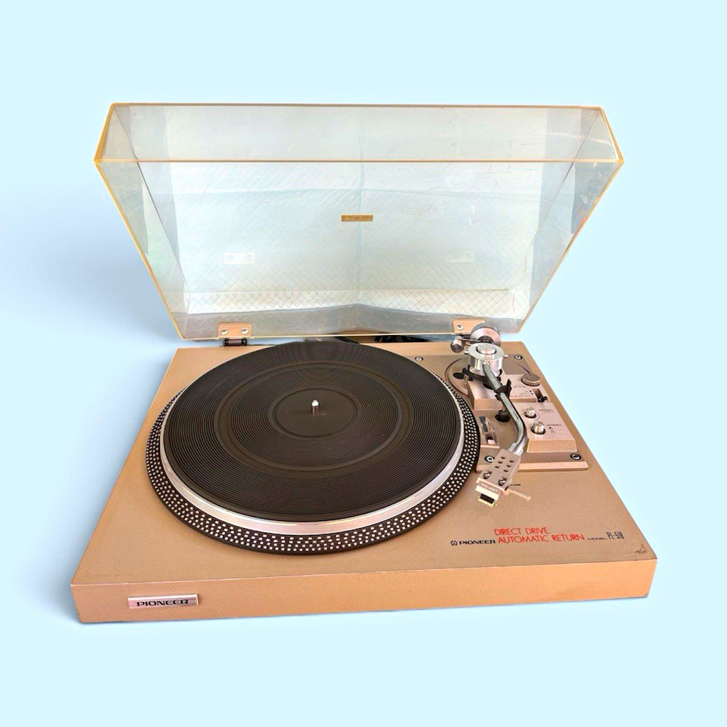 Pioneer PL-12E Direct Drive Turntable Automatic Return Beige 33/45RPM Pioneer PL-12E Direct Drive Turntable Automatic Return Beige 33/45RPM