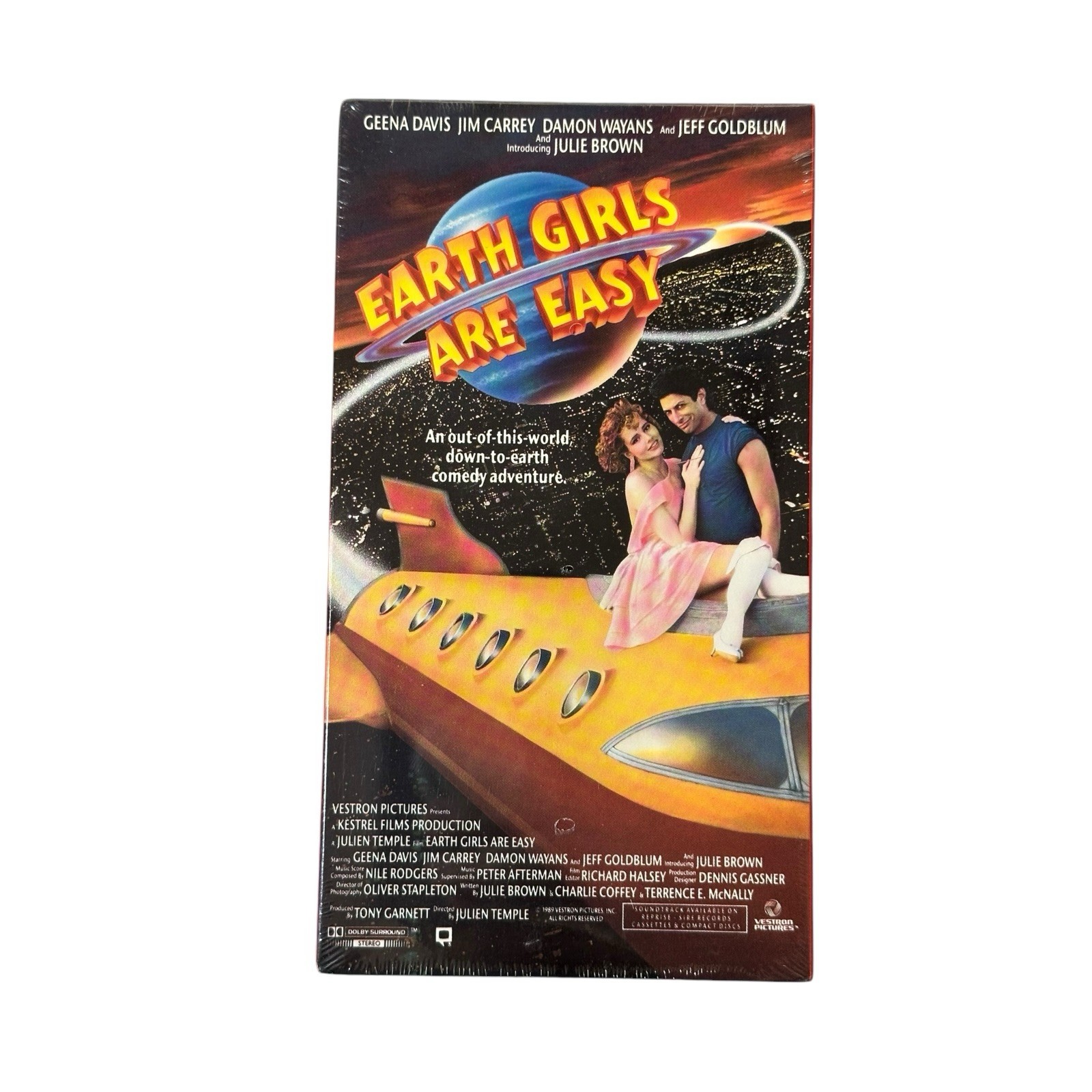 NIB Earth Girls Are Easy VHS 1989 Sealed Goldblume Jim Carrey Geena Davis Wayans