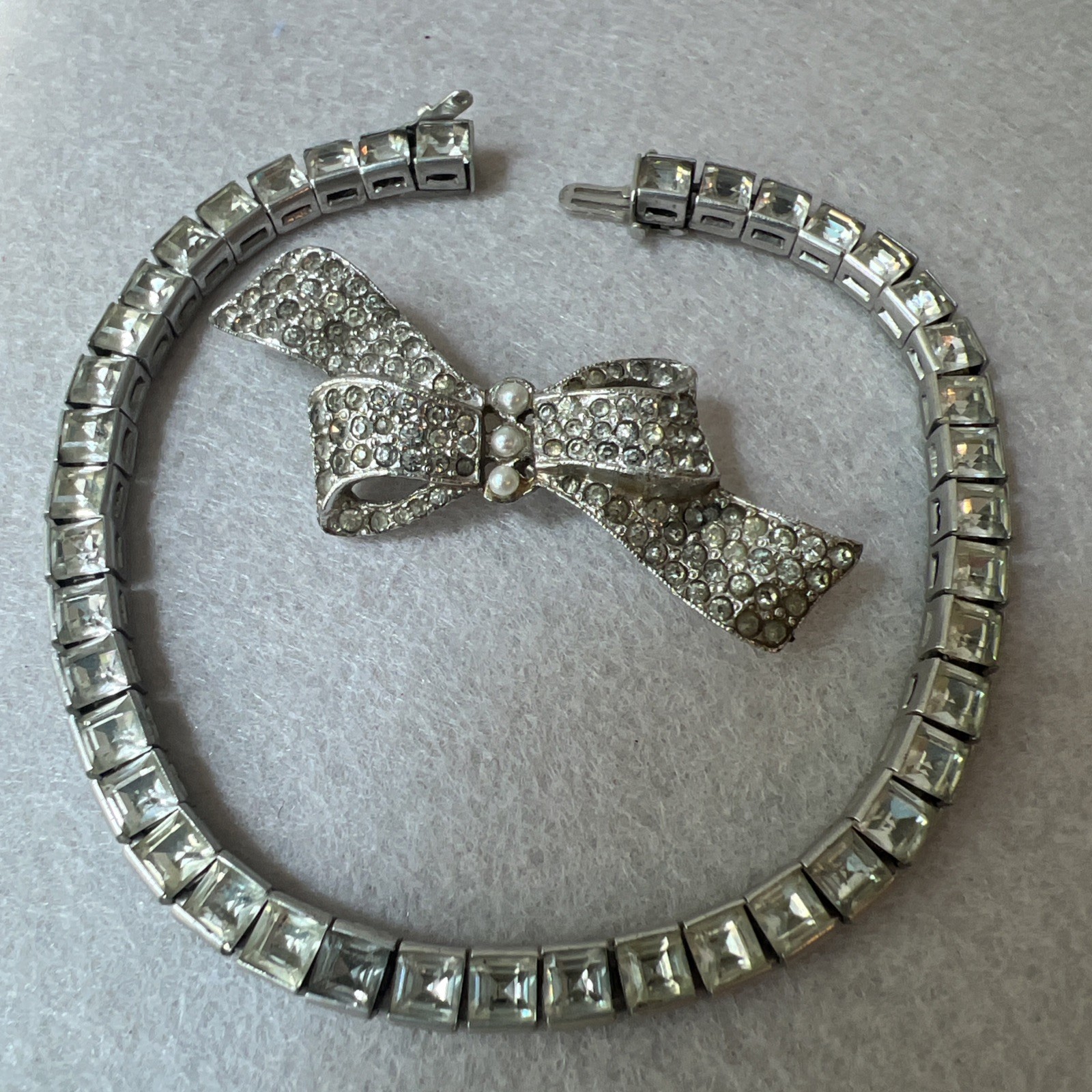 KTF Krussman Fishel Trifari Small Bow Brooch & Trifari Rhinestone Bracelet 1930s KTF Krussman Fishel Trifari Small Bow Brooch & Trifari Rhinestone Bracelet 1930s