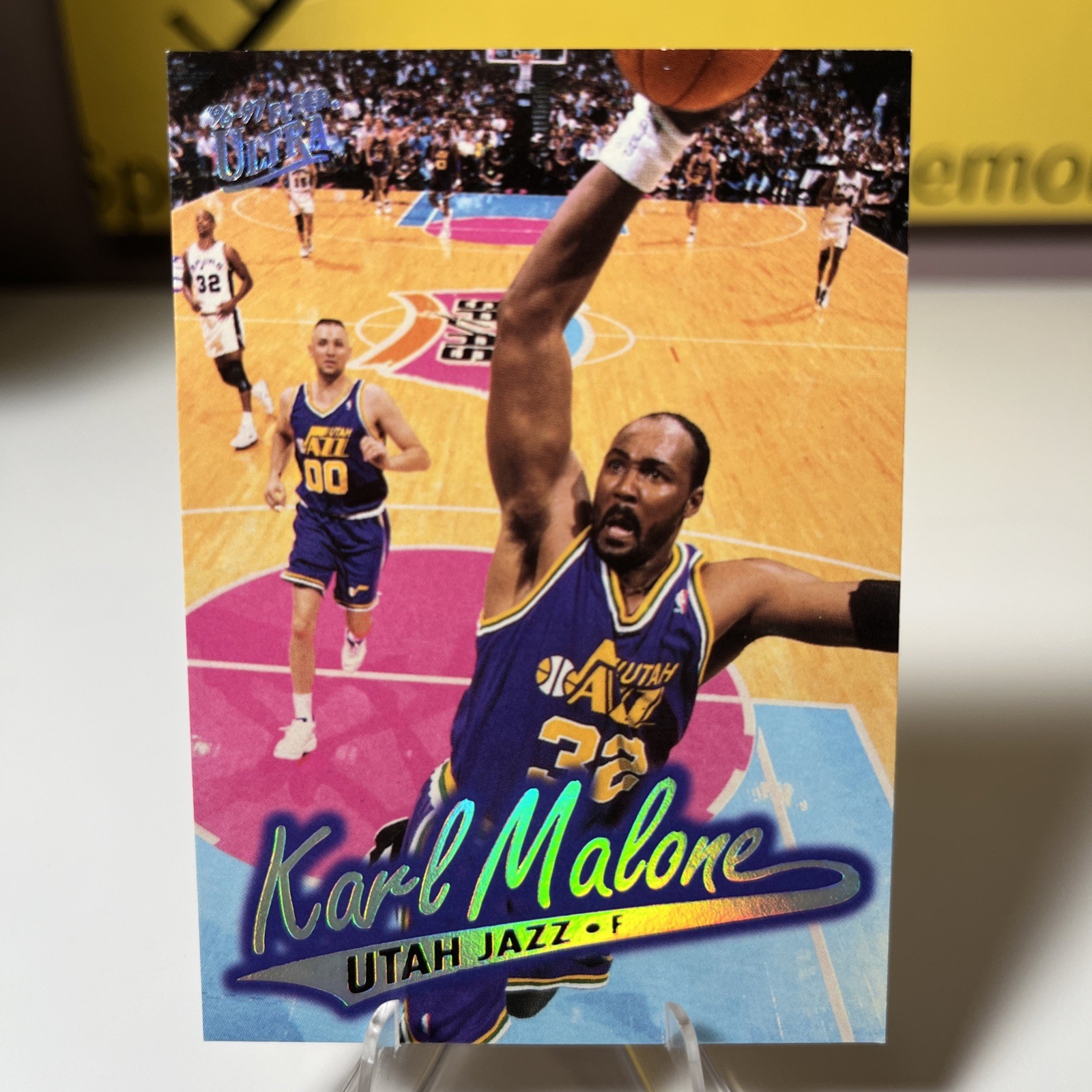 1996-97 Fleer Ultra - Karl Malone #112 1996-97 Fleer Ultra - Karl Malone #112