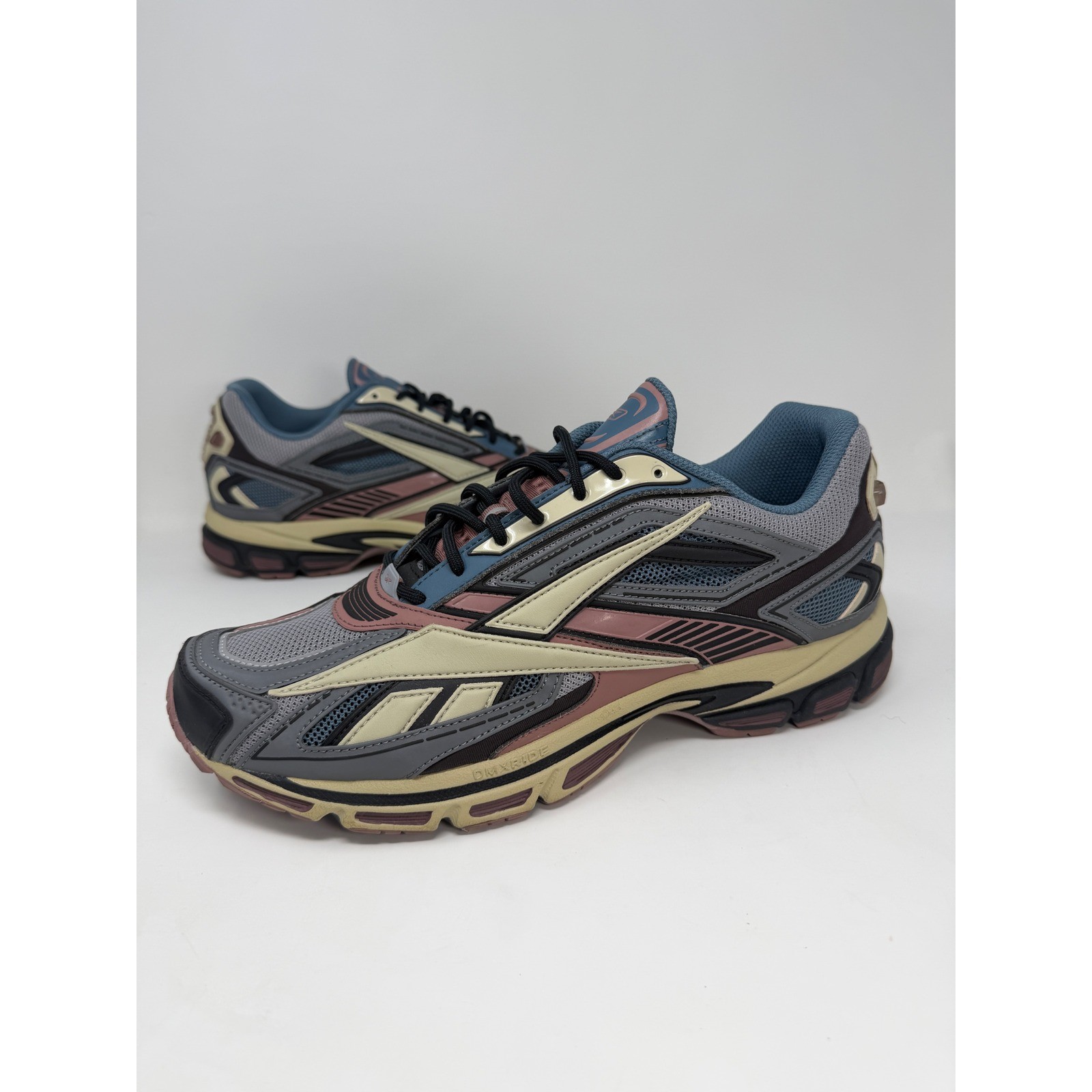 Reebok Premier Road Ultra Soft Pink Grey Mens Sneakers RMIA06BC99MAT0014530 US12 Reebok Premier Road Ultra Soft Pink Grey Mens Sneakers RMIA06BC99MAT0014530 US12