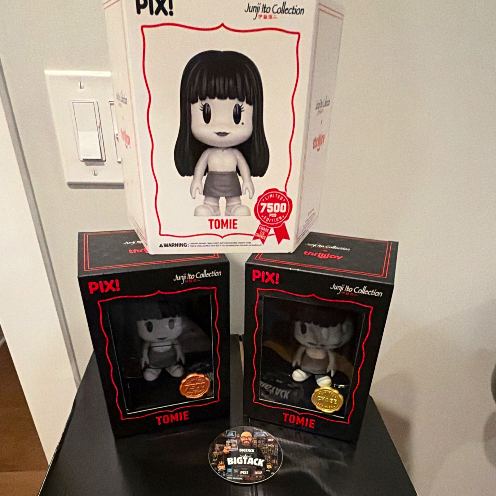 Thrilljoy PIX Junji Ito Collection Tomie Hero & Chase bundle 2pk LE 7500 pcs Thrilljoy PIX Junji Ito Collection Tomie Hero & Chase bundle 2pk LE 7500 pcs