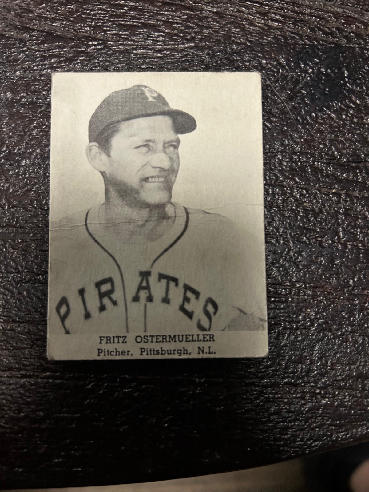 1947 Tip Top Bread Fritz Ostermueller Pittsburgh Pirates ex no creases 1947 Tip Top Bread Fritz Ostermueller Pittsburgh Pirates ex no creases
