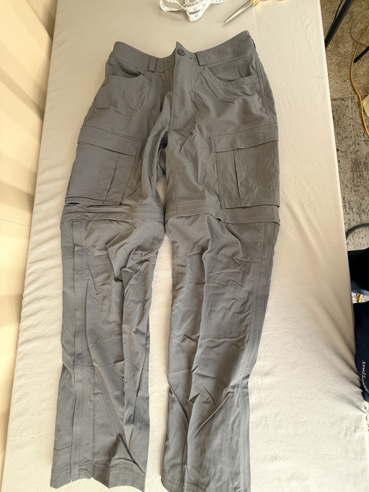 REI Co-op Sahara Convertible Zip-Off Pants Men\'s Gray 32W x 32L Recycled REI Co-op Sahara Convertible Zip-Off Pants Men\'s Gray 32W x 32L Recycled
