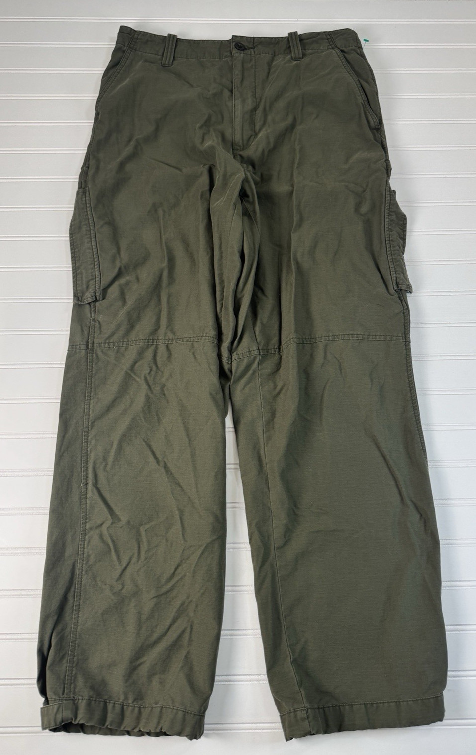 Vintage Y2K GAP Cargo Pants Olive Green Cotton Men\'s Size 33x30 Vintage Y2K GAP Cargo Pants Olive Green Cotton Men\'s Size 33x30