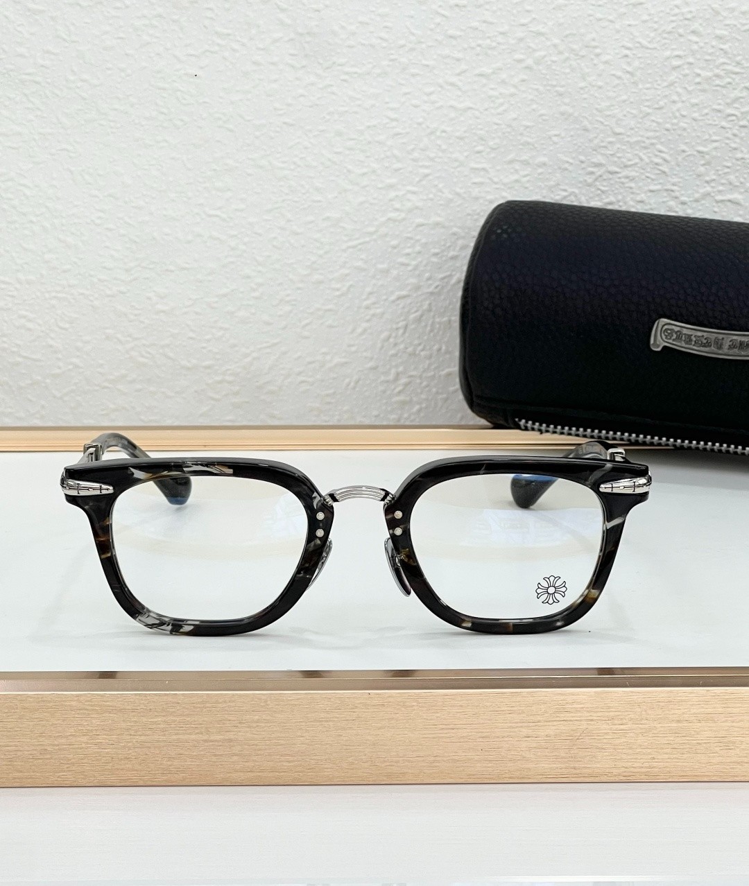 Chrome Hearts TITANASLUVR Tortoiseshell Silver Hardware Eyeglasses Chrome Hearts TITANASLUVR Tortoiseshell Silver Hardware Eyeglasses