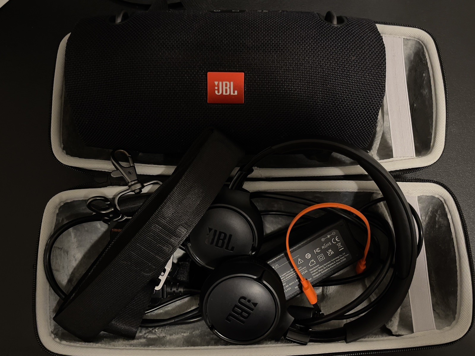 JBL Xtreme 2 Speaker ( Jbl 520BT Also Included )