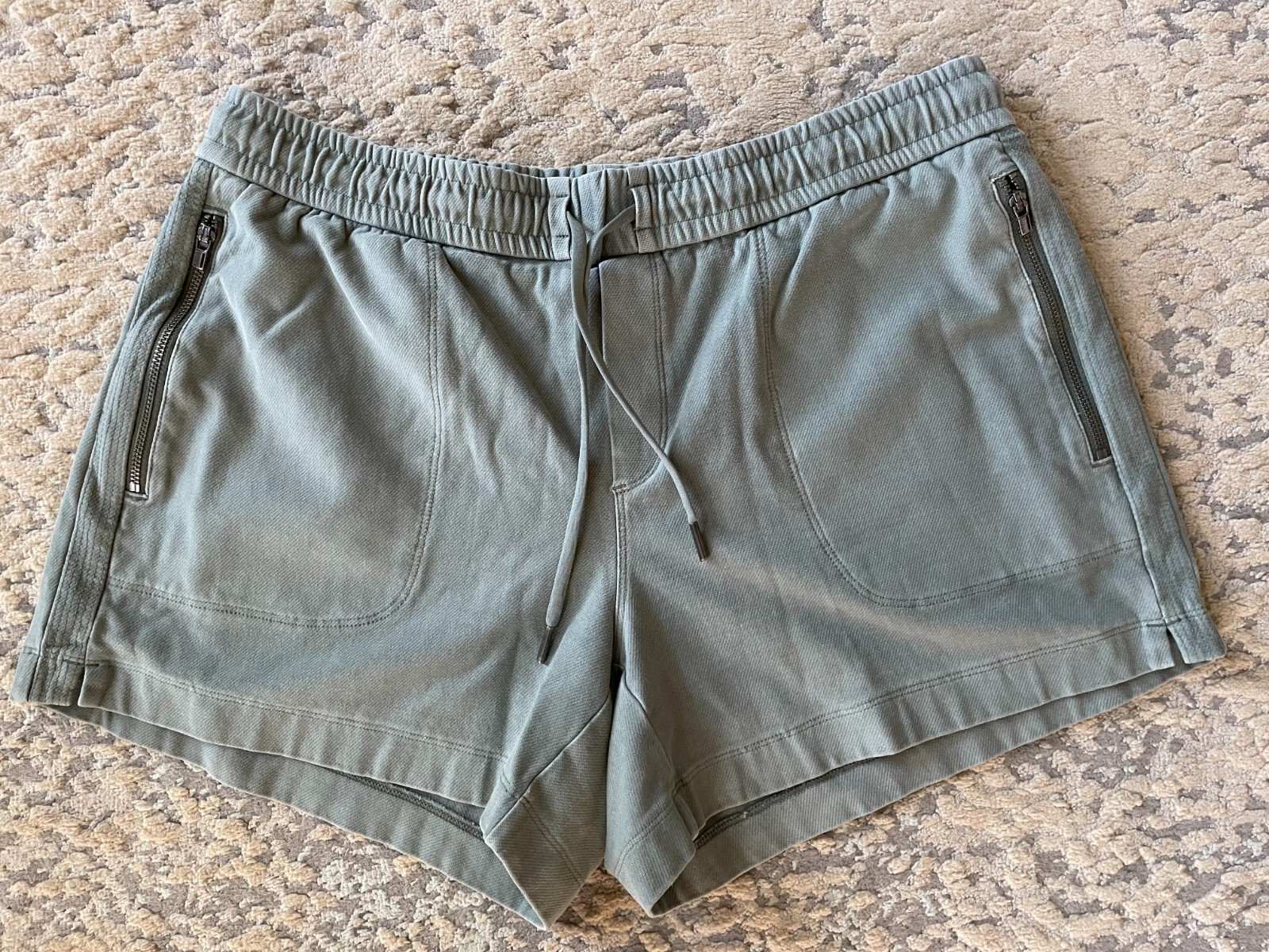 Athleta Farallon Short Cypress Green Sz 10 Athleta Farallon Short Cypress Green Sz 10