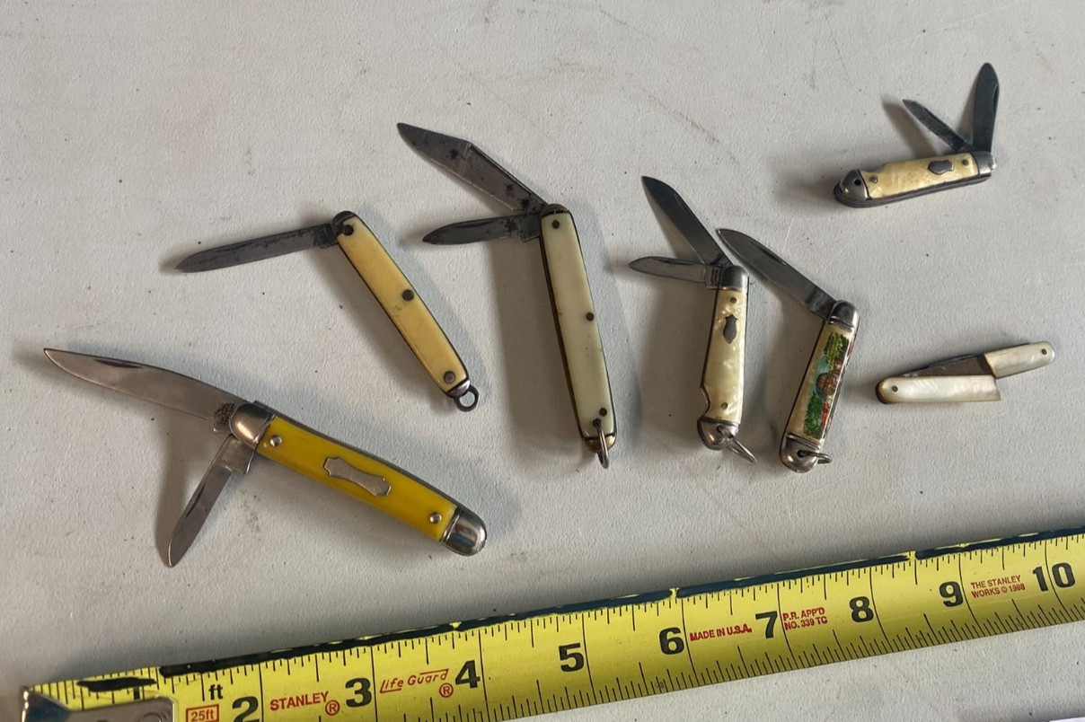 vintage mini-knife folding knives pocketknife lot of 7 Colonial Imperials + vintage mini-knife folding knives pocketknife lot of 7 Colonial Imperials +