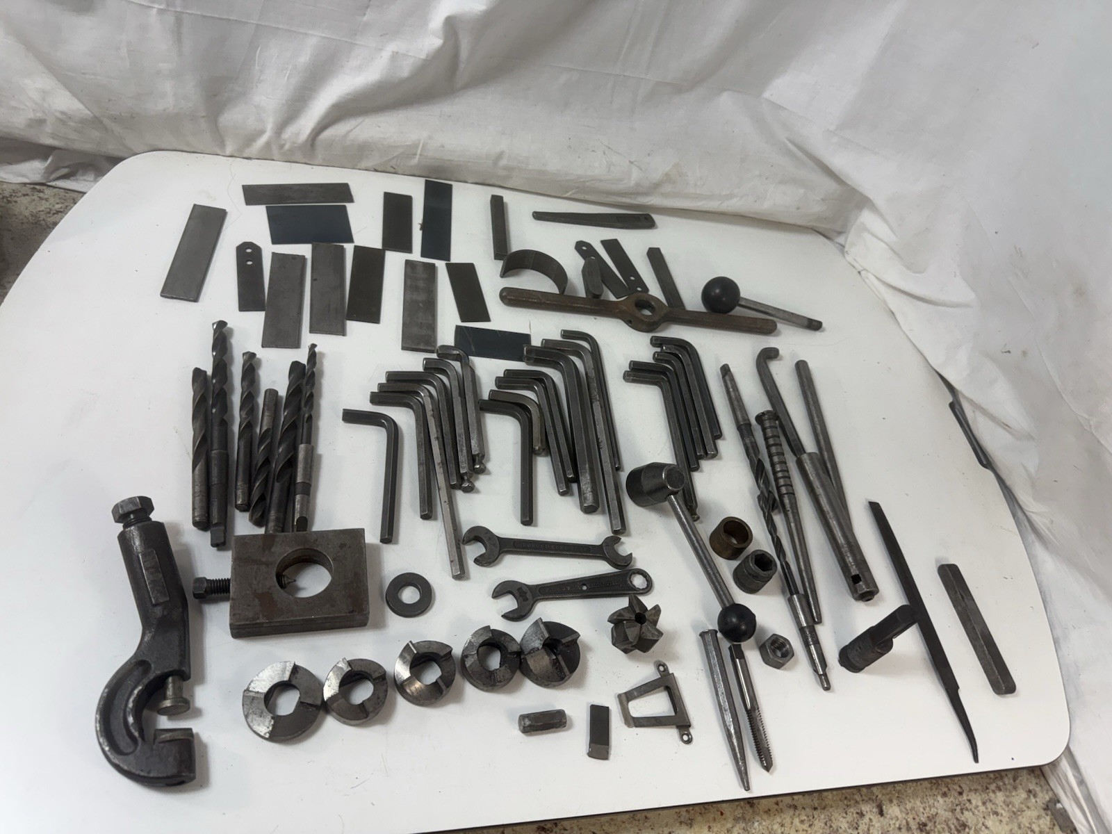 Large Lot 13lbs Mixed Machinist & Metalworking Tools Drill Bits Hex Keys Dies Large Lot 13lbs Mixed Machinist & Metalworking Tools Drill Bits Hex Keys Dies