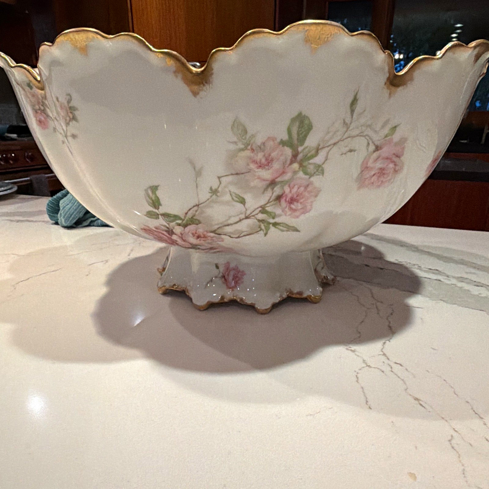 Antique Haviland gold-rimmed punch bowl. 14.5” x 7”. Stunning piece Antique Haviland gold-rimmed punch bowl. 14.5” x 7”. Stunning piece