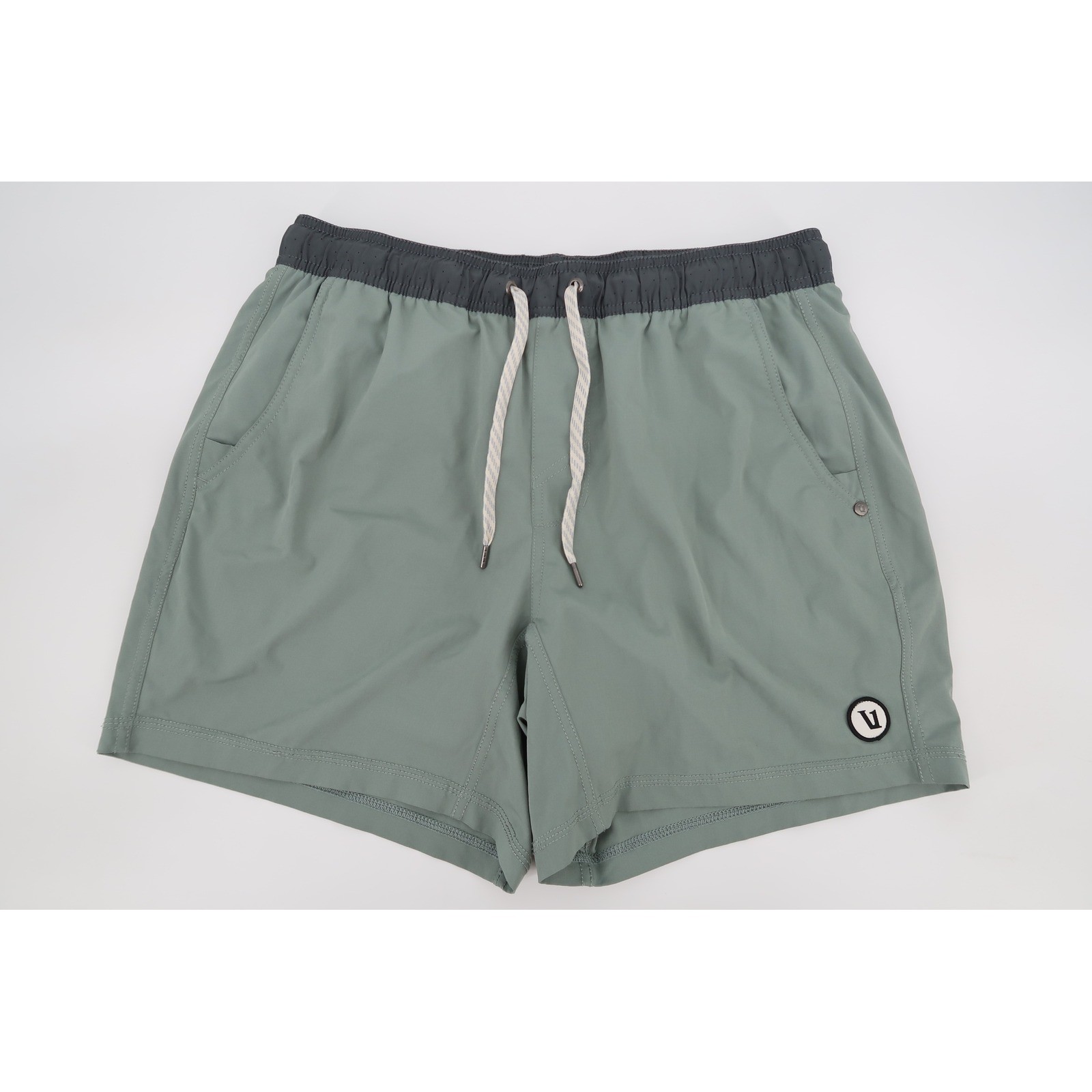 Vuori Kore Short 5 Mens Medium Sage Green V367 Lined Athletic Training Shorts
