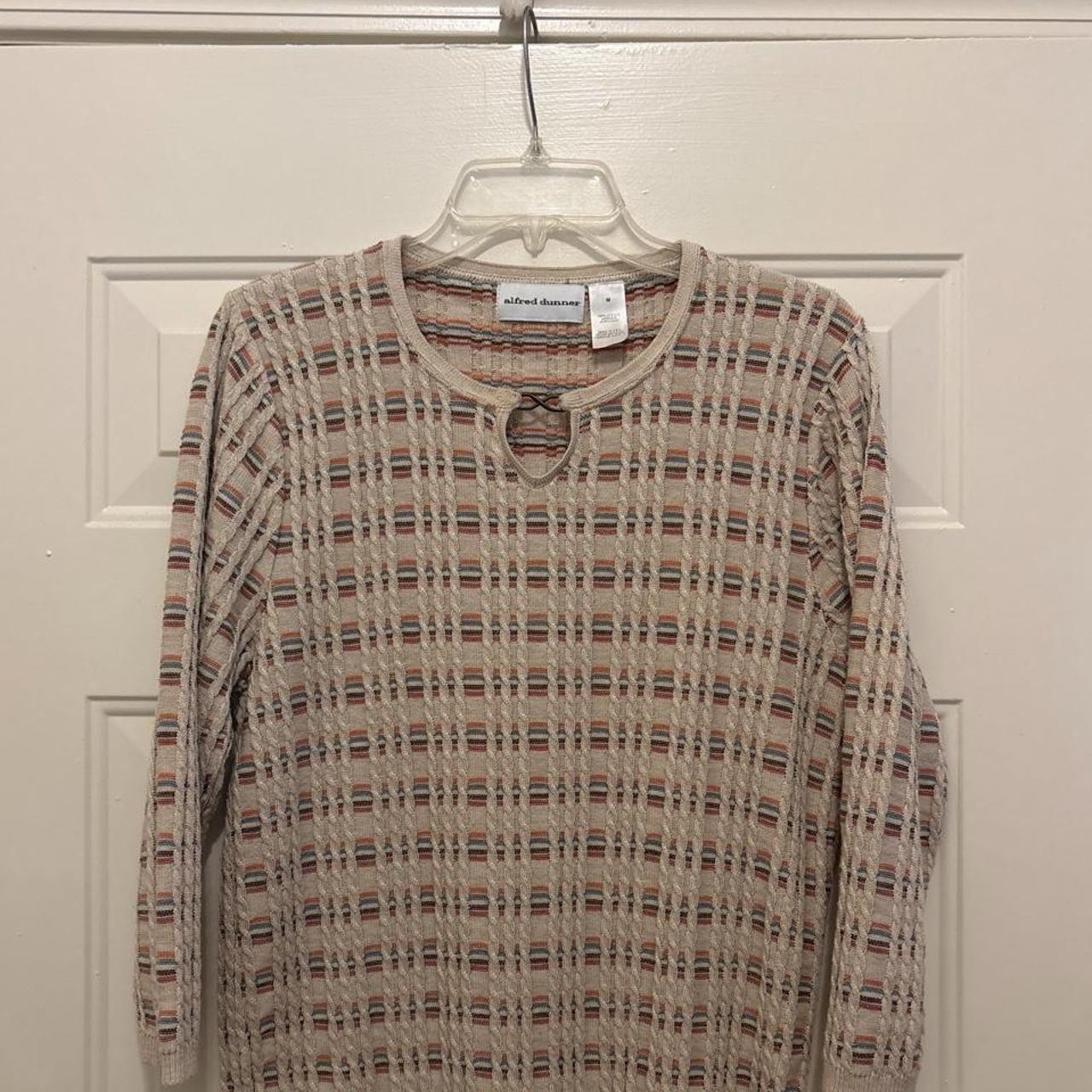 Alfred Dunner Women\'s Beige Knit Pullover Sweater with Metal Detail, Size M Alfred Dunner Women\'s Beige Knit Pullover Sweater with Metal Detail, Size M