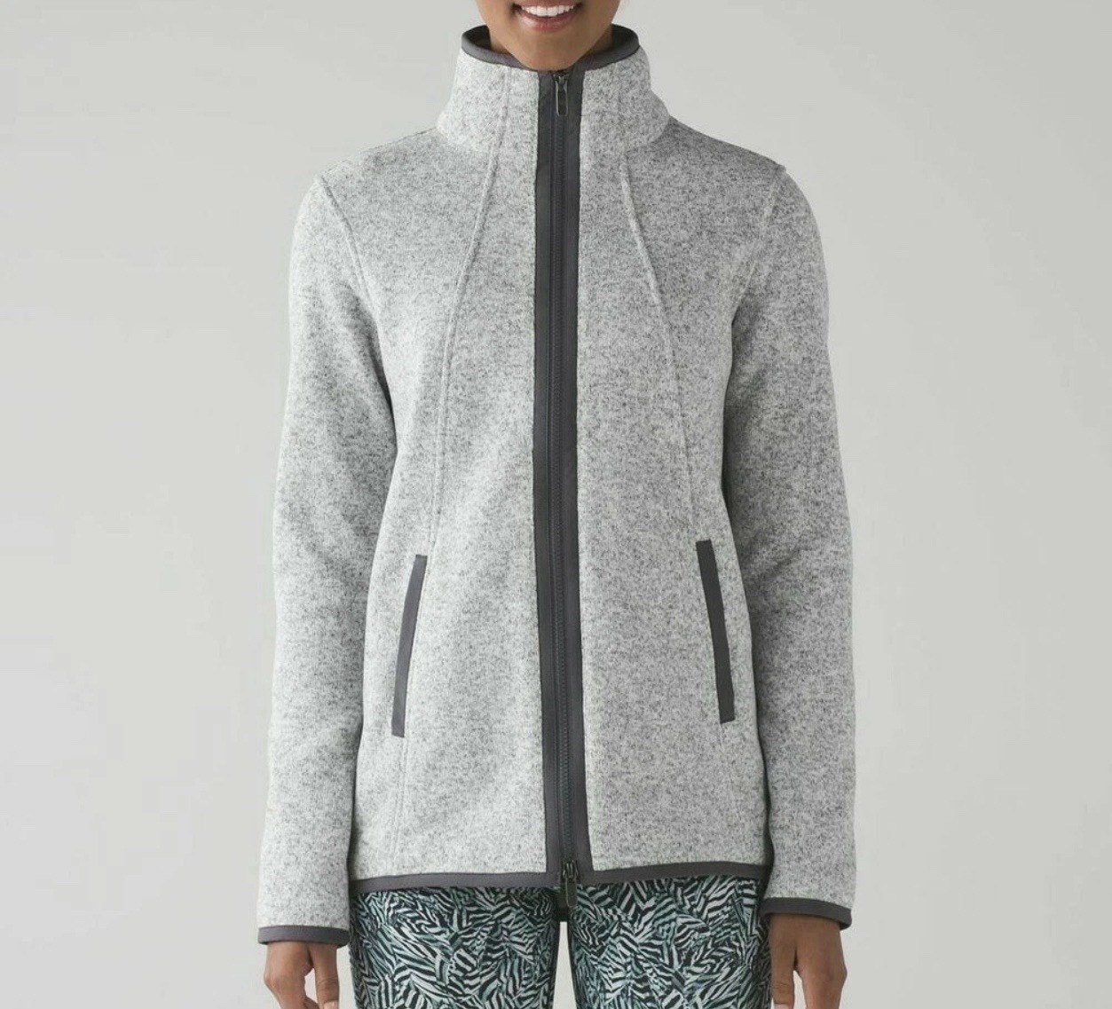 Lululemon It\'s Fleecing Cold Jacket Size 8 Gray Heather Full Zip Sweater Fleece