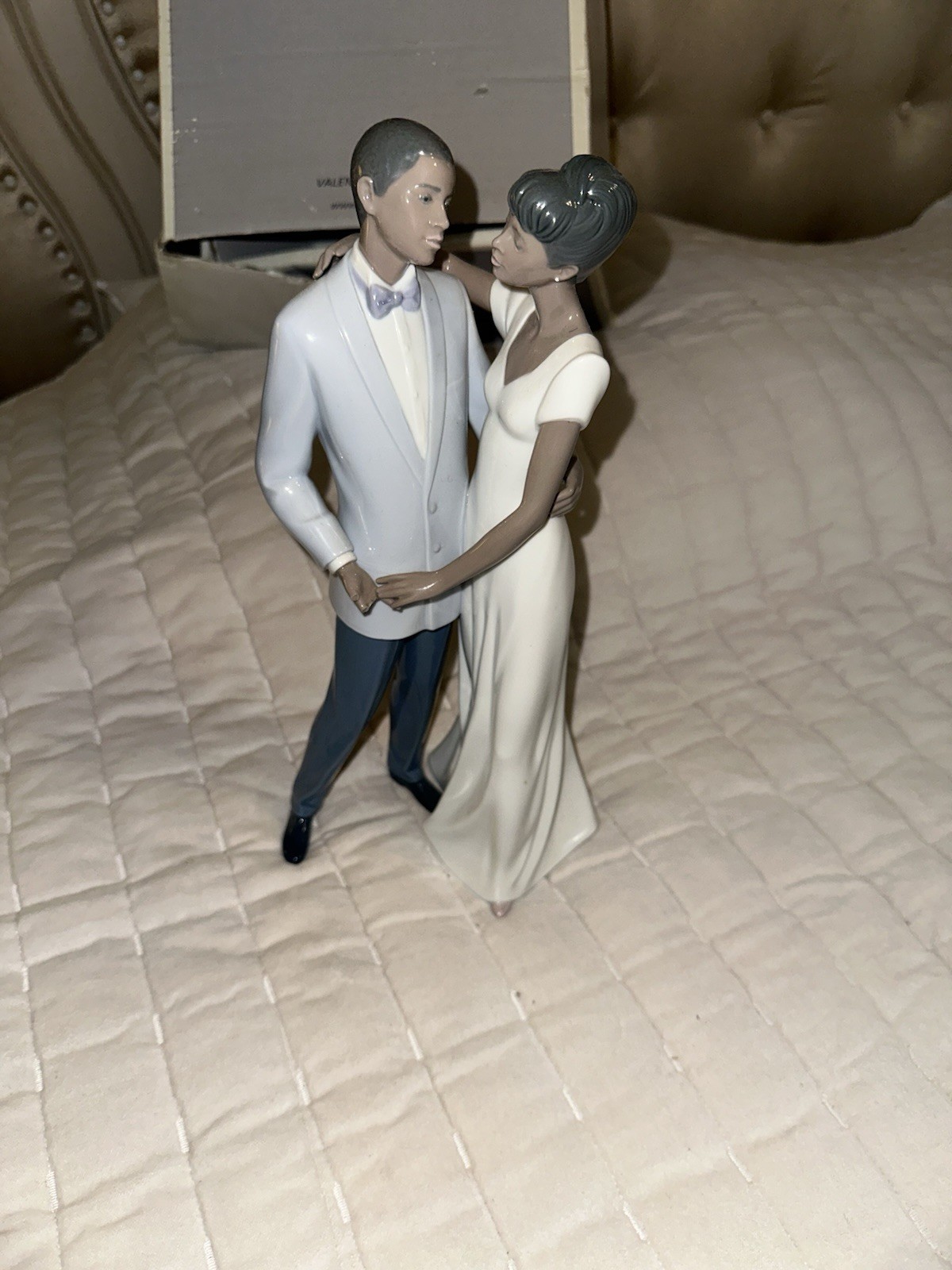 LLADRO 6819 A Lover's Dance Black Legacy