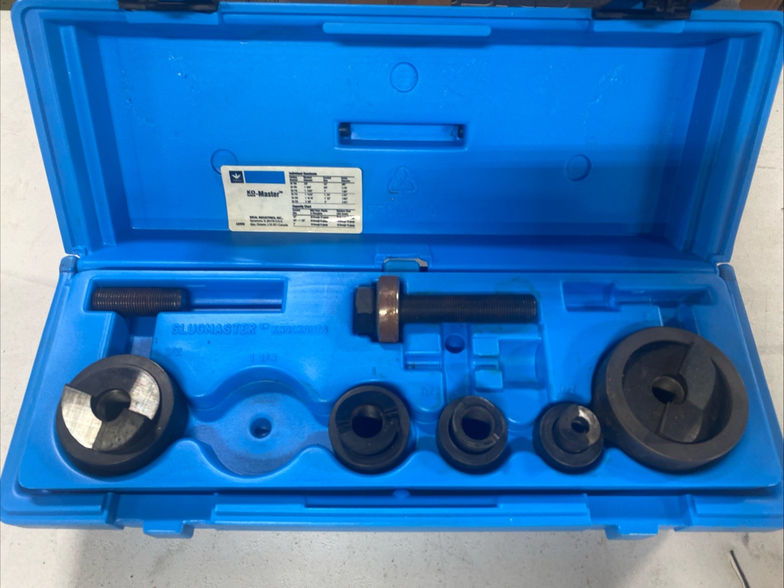 IDEAL 35-775 KO-Master Knockout Punch Install Kit 1/2 IDEAL 35-775 KO-Master Knockout Punch Install Kit 1/2