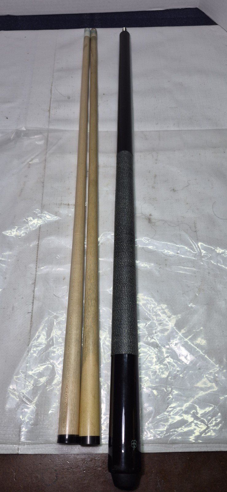 Vintage McDermott Pool Cue Linen Wrapping Possible MCDERMOTT E- B7 Read Please 