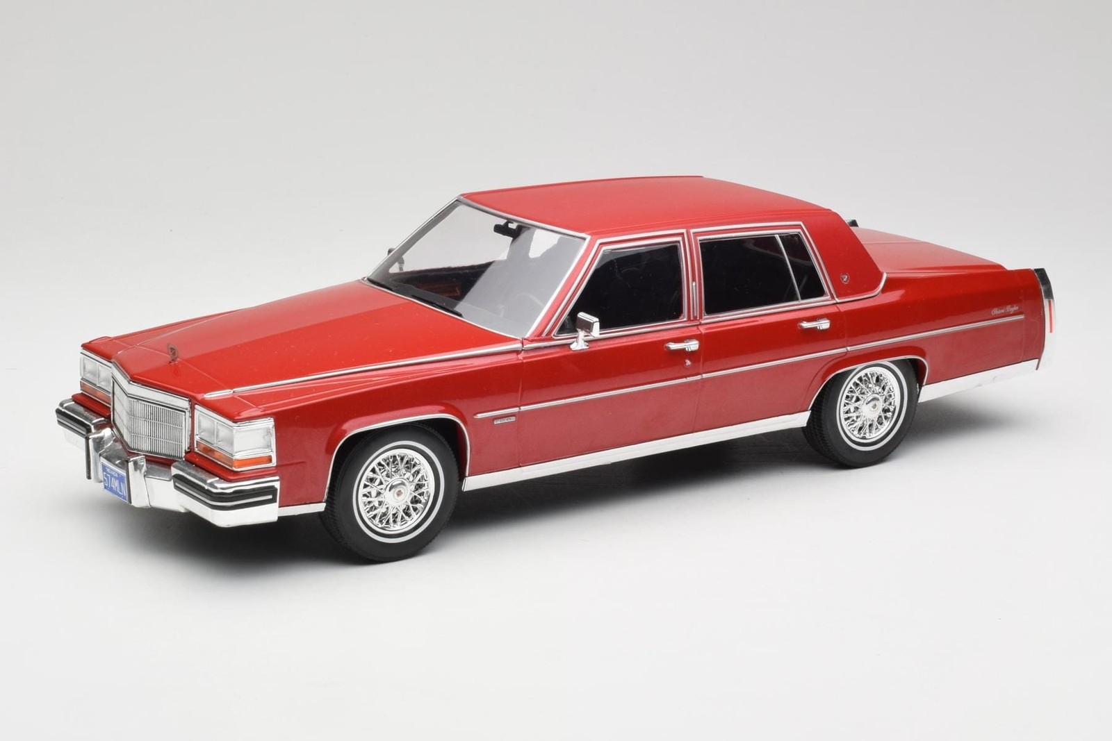 Cadillac Fleetwood Brougham Dark Red Metallic MCG 1:18 | MCG18251