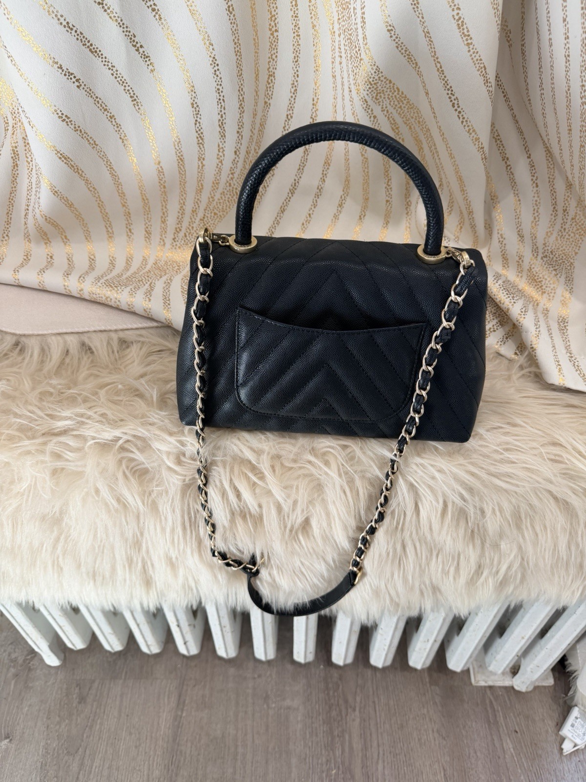 CHANEL CC Shoulder Bag Black Fabric/Leather CHANEL CC Shoulder Bag Black Fabric/Leather