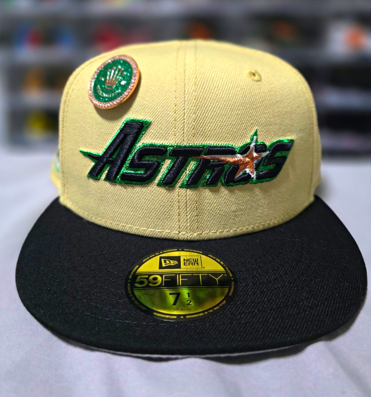 Exclusive New Era 59FIFTY Houston Astros Fitted Cap Hat 7 1/2 Beige/Black/Green Exclusive New Era 59FIFTY Houston Astros Fitted Cap Hat 7 1/2 Beige/Black/Green