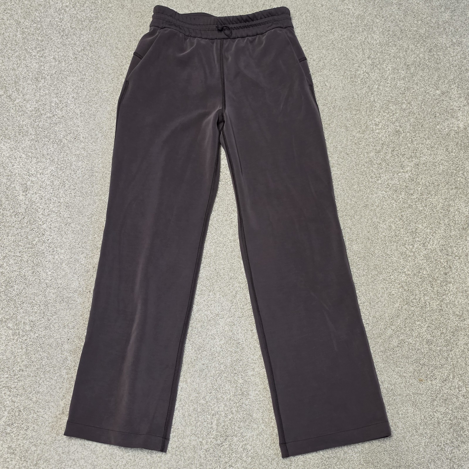 Lululemon Softstreme High-Rise Straight Leg Short 28.5\