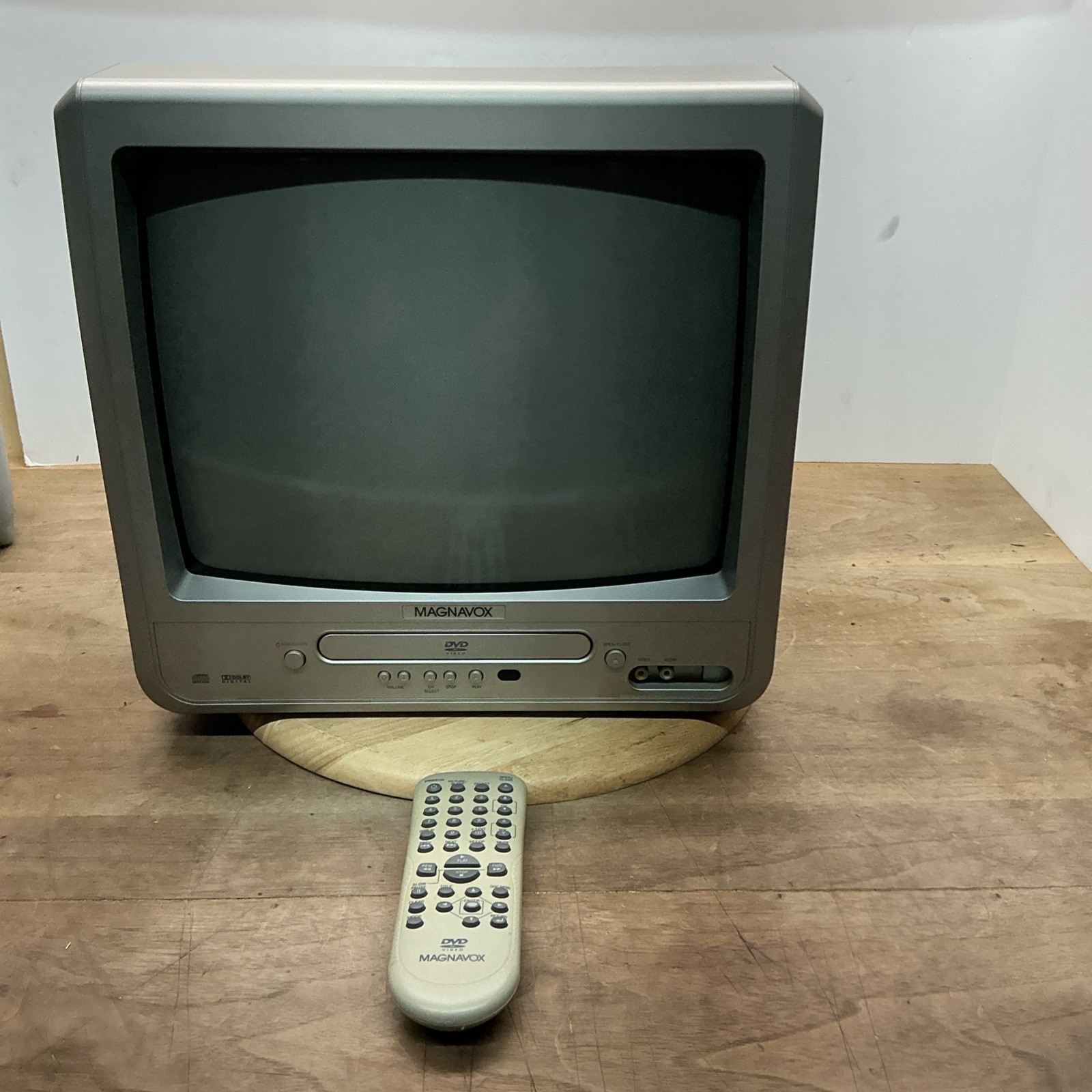 Magnavox MWC13D6 13\