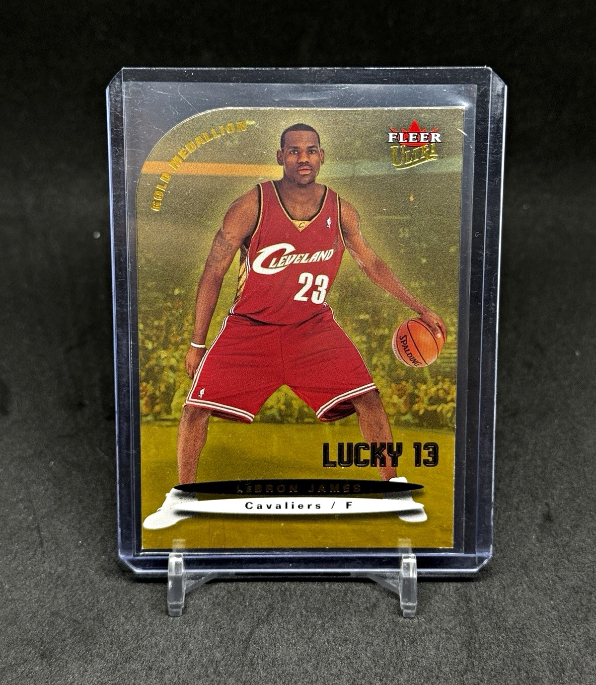 Fleer Ultra 2003-04 Lucky 13 Gold Medallion LeBron James Rookie #171 Cavs Fleer Ultra 2003-04 Lucky 13 Gold Medallion LeBron James Rookie #171 Cavs