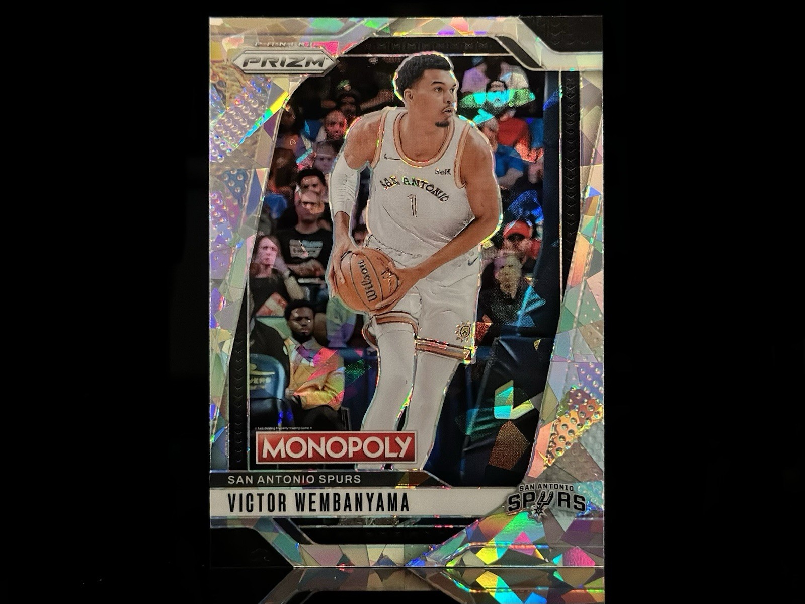 2024-2025 Prizm Monopoly - Victor Wembanyama (White Cracked Ice) #73 - Spurs 2024-2025 Prizm Monopoly - Victor Wembanyama (White Cracked Ice) #73 - Spurs