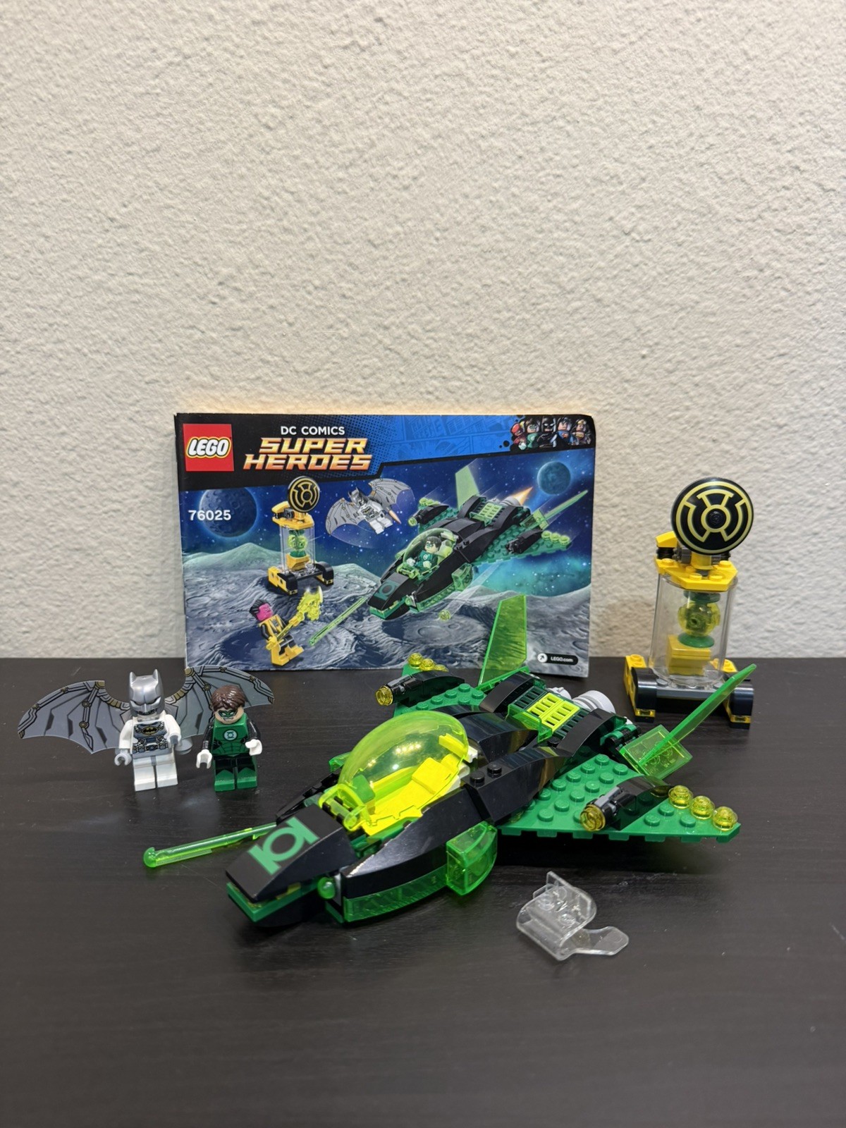 LEGO DC Comics Super Heroes: Green Lantern Vs. Sinestro (76025) LEGO DC Comics Super Heroes: Green Lantern Vs. Sinestro (76025)