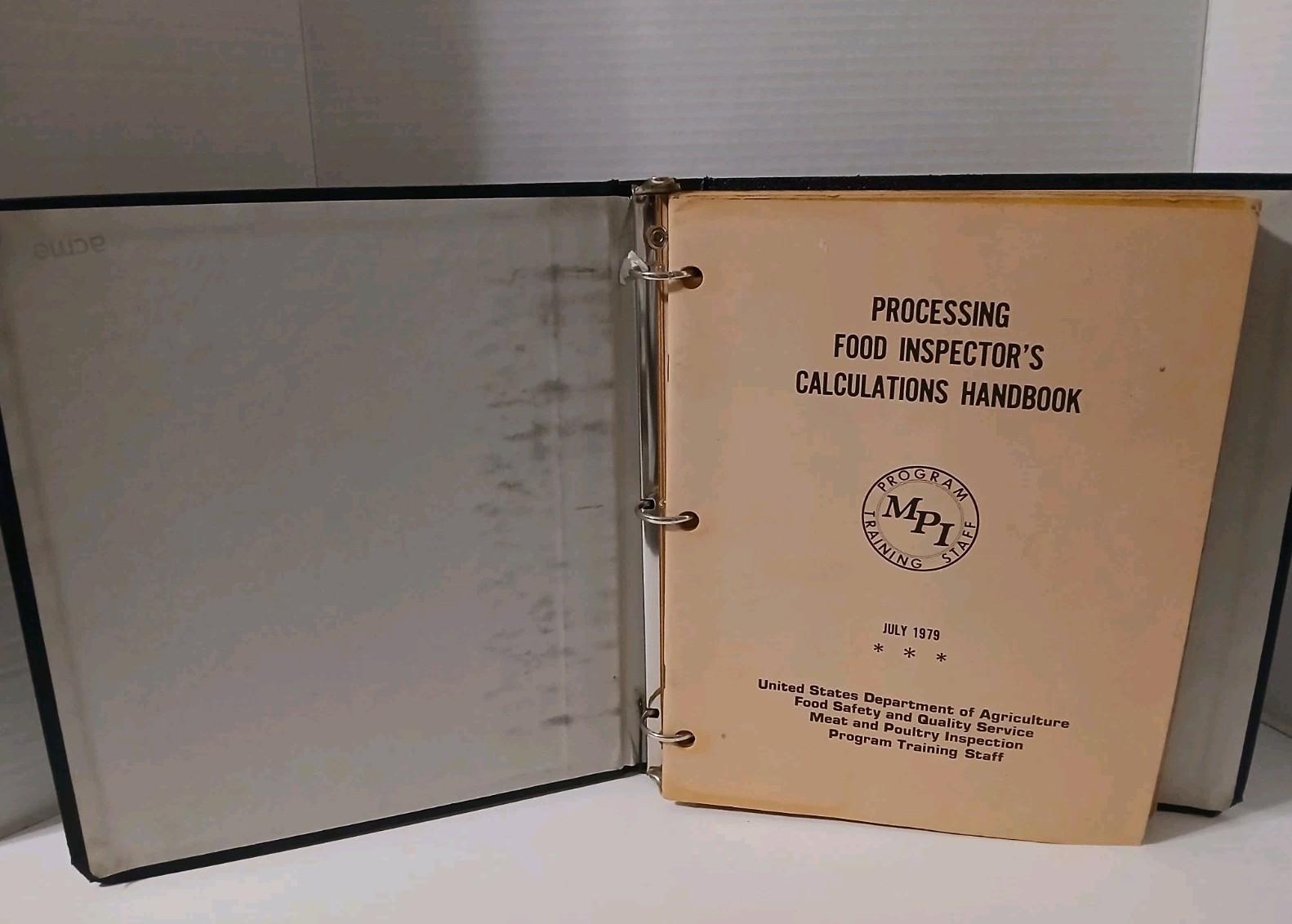 Vintage 1970s USDA MPI Food Inspector Training Manuals Binder Meat Poultry Guide Vintage 1970s USDA MPI Food Inspector Training Manuals Binder Meat Poultry Guide