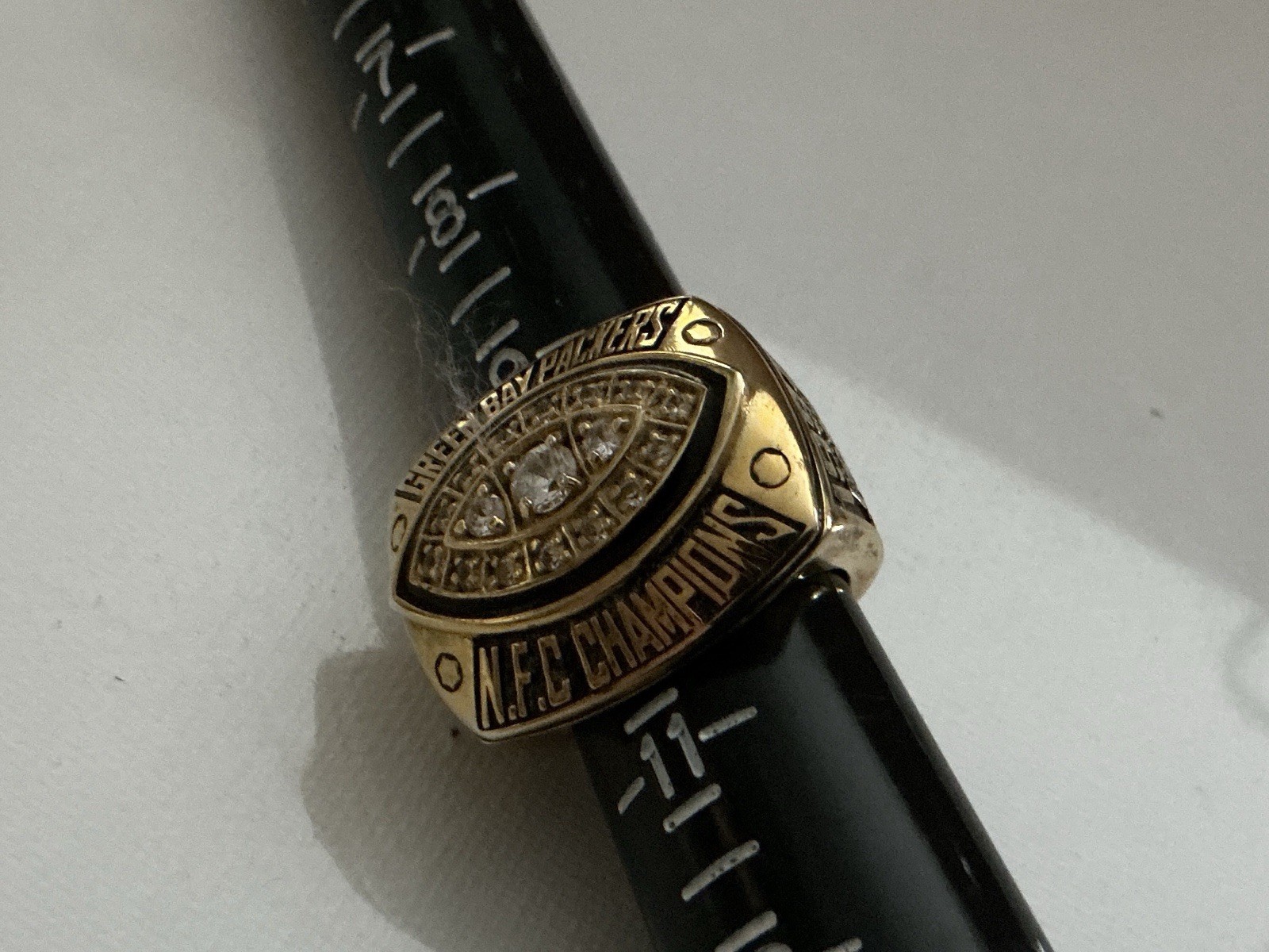 Rare Custom Made Green Bay Packers 1997 NFC Champions Gold Tone Ring Rare Custom Made Green Bay Packers 1997 NFC Champions Gold Tone Ring