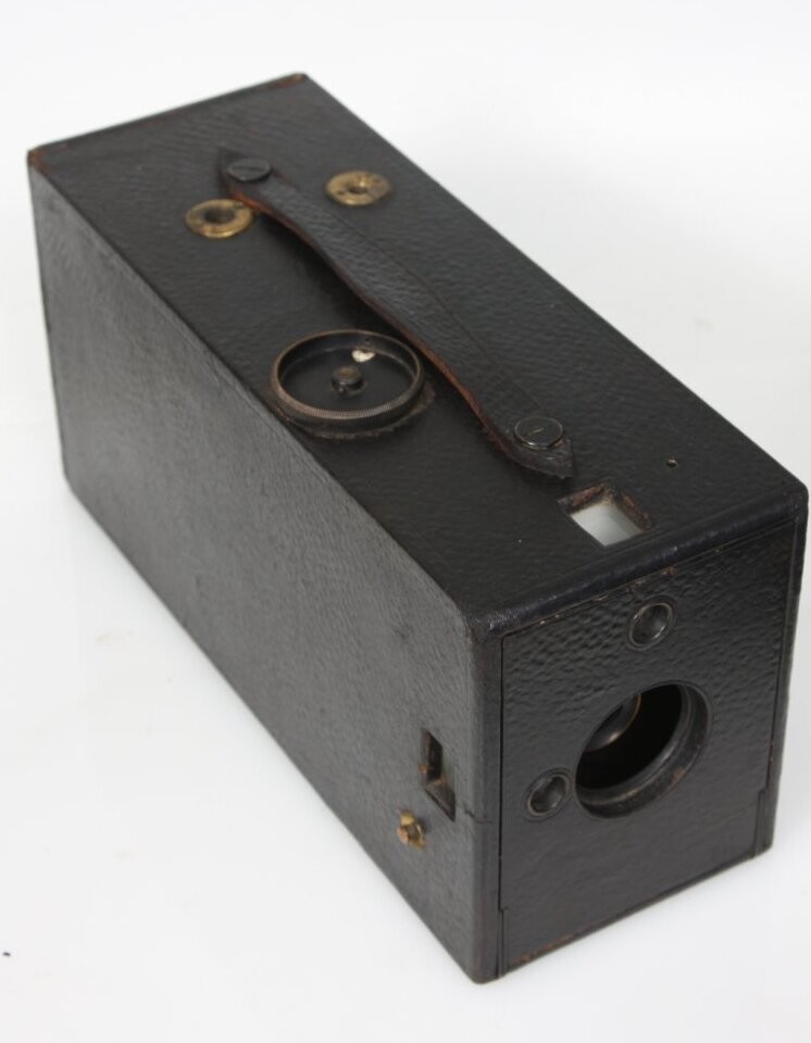 No. 3 Kodak box Camera string set shutter, antique, c. 1895 No. 3 Kodak box Camera string set shutter, antique, c. 1895