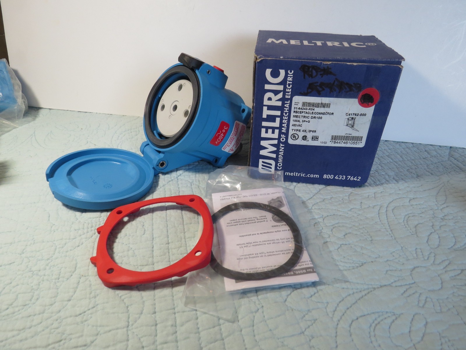 MELTRIC 31-64243-K04 100A  480VAC DR100  Female  Connector