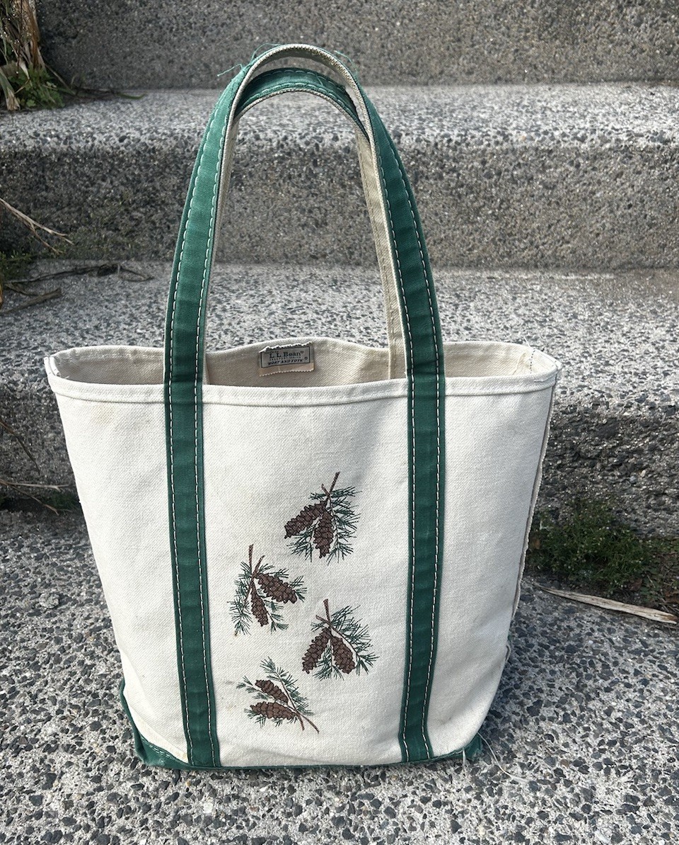 VTG 80s LL Bean Boat & Tote Bag USA Canvas Green Pine Cones Tree Oak Medium VTG 80s LL Bean Boat & Tote Bag USA Canvas Green Pine Cones Tree Oak Medium