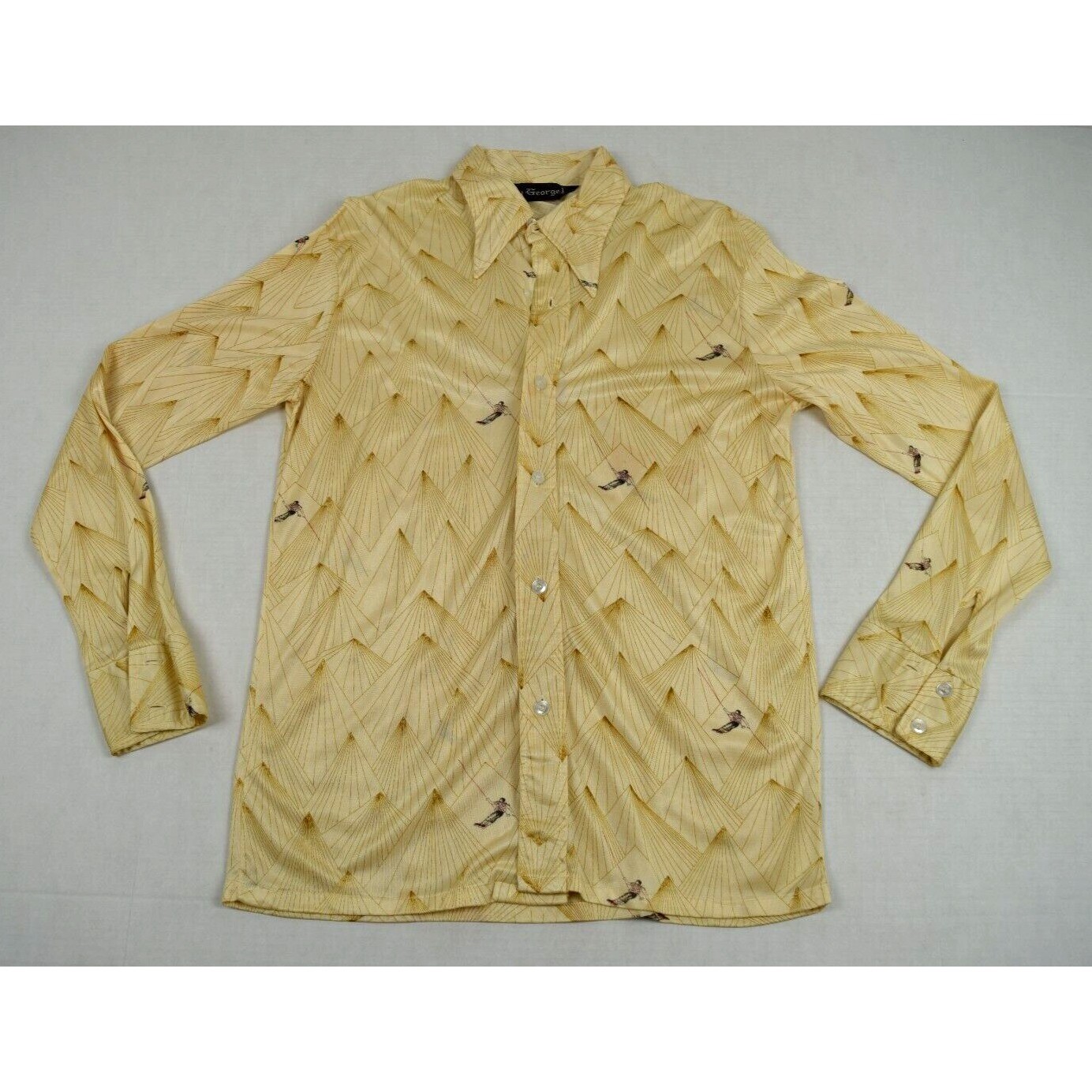 VTG Casual Leisure Shirt Size S 70s by George Yellow Poly Mountain Peaks Climber