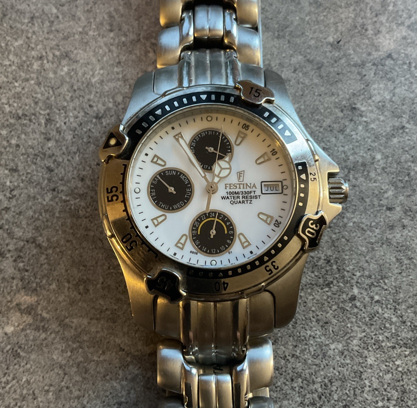 Festina Mens Diver Style Watch 39mm Stainless Steel Case/Band Rotating Bezel A9 Festina Mens Diver Style Watch 39mm Stainless Steel Case/Band Rotating Bezel A9
